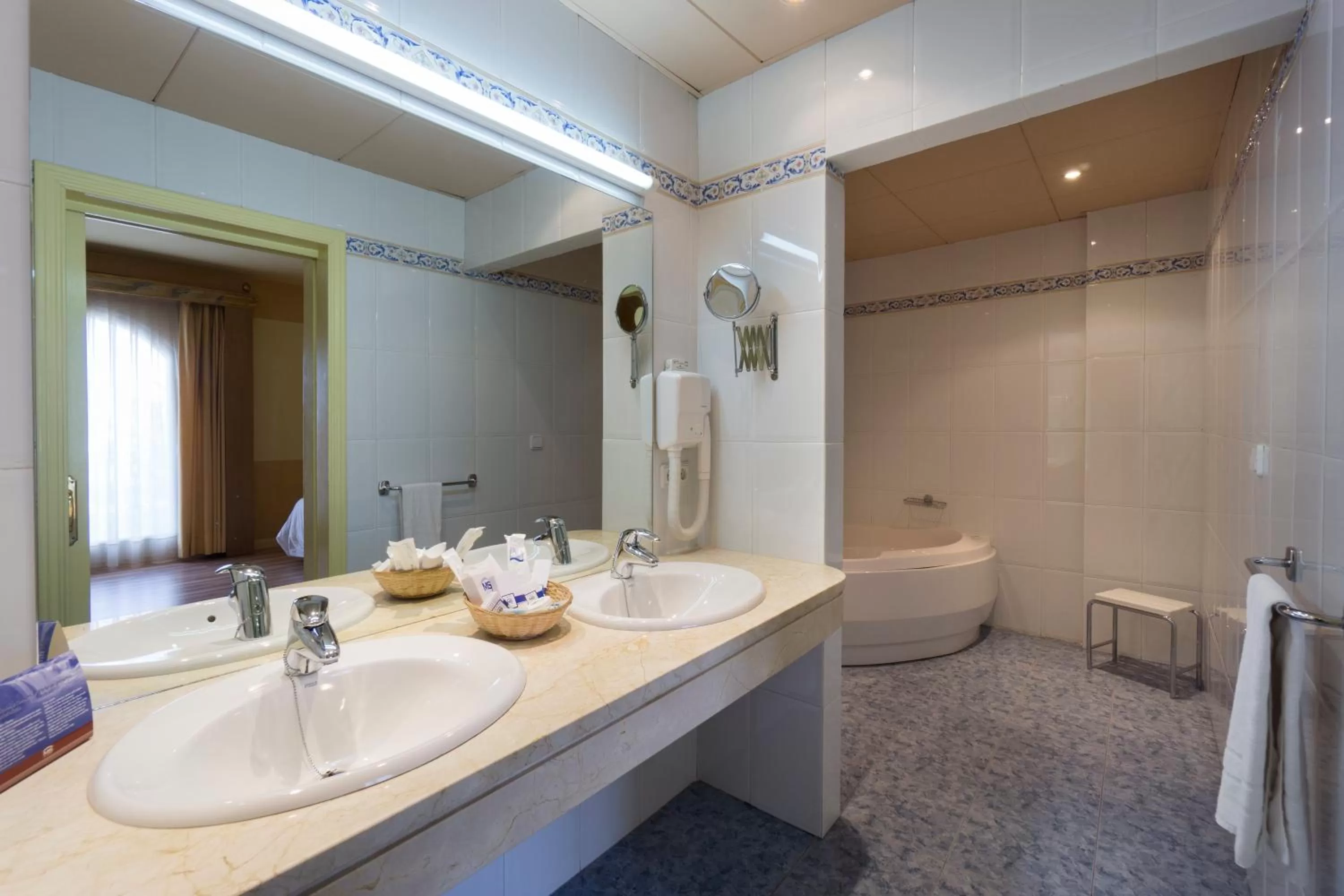 Bathroom in Hotel Fuente Las Piedras