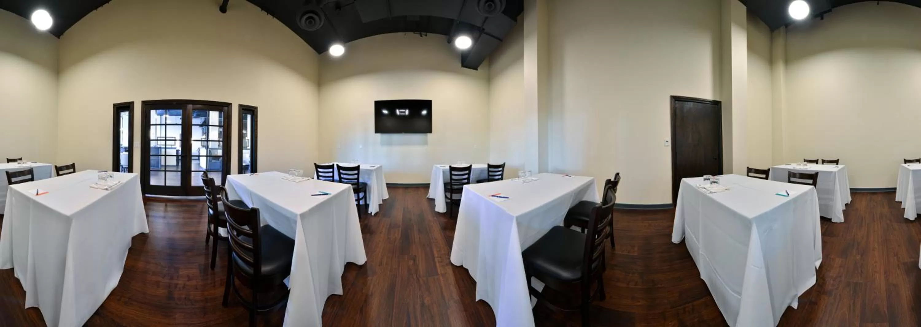 Meeting/conference room in Hotel Indigo Spokane Downtown by IHG