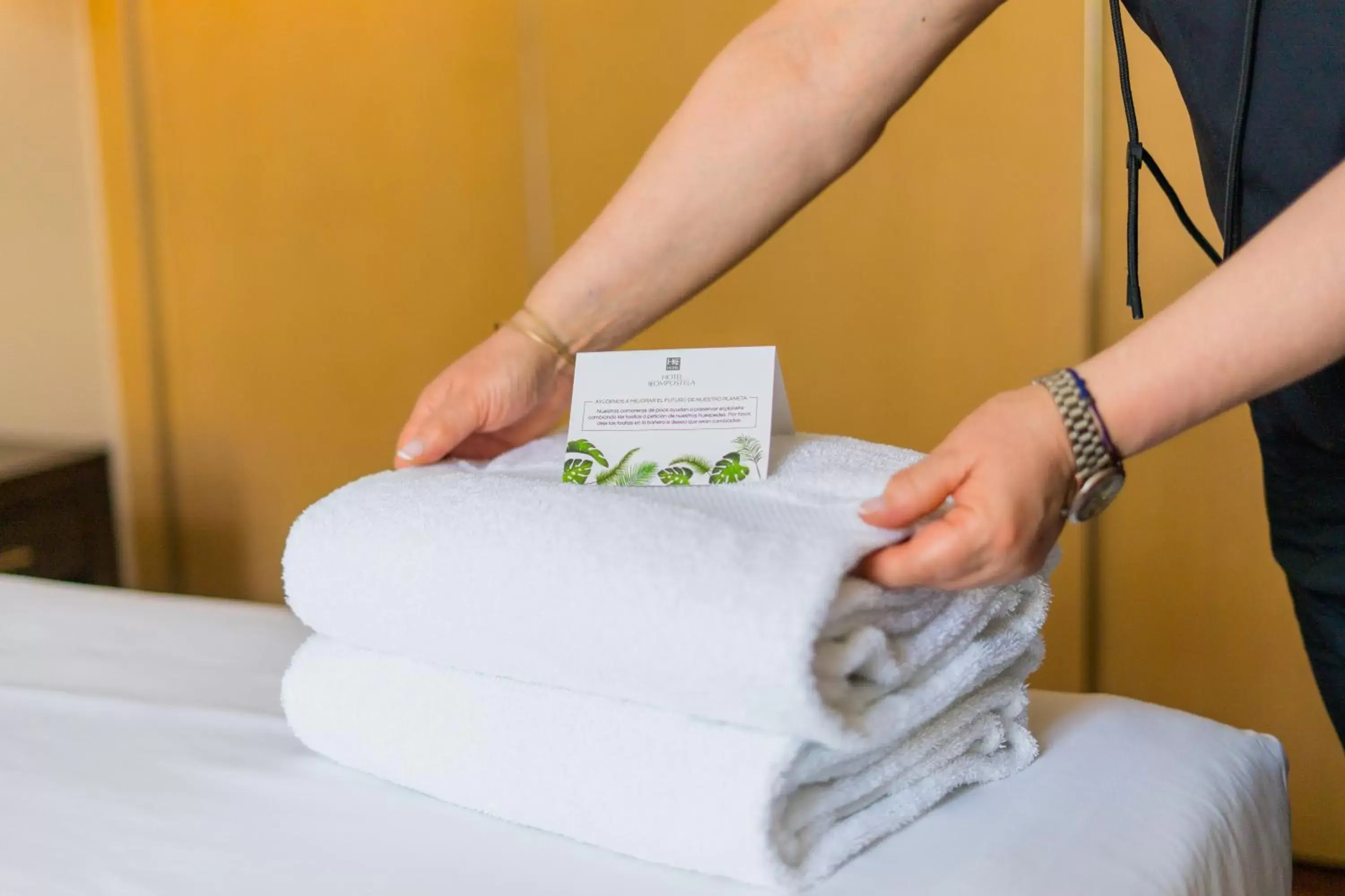 towels in Hotel Compostela