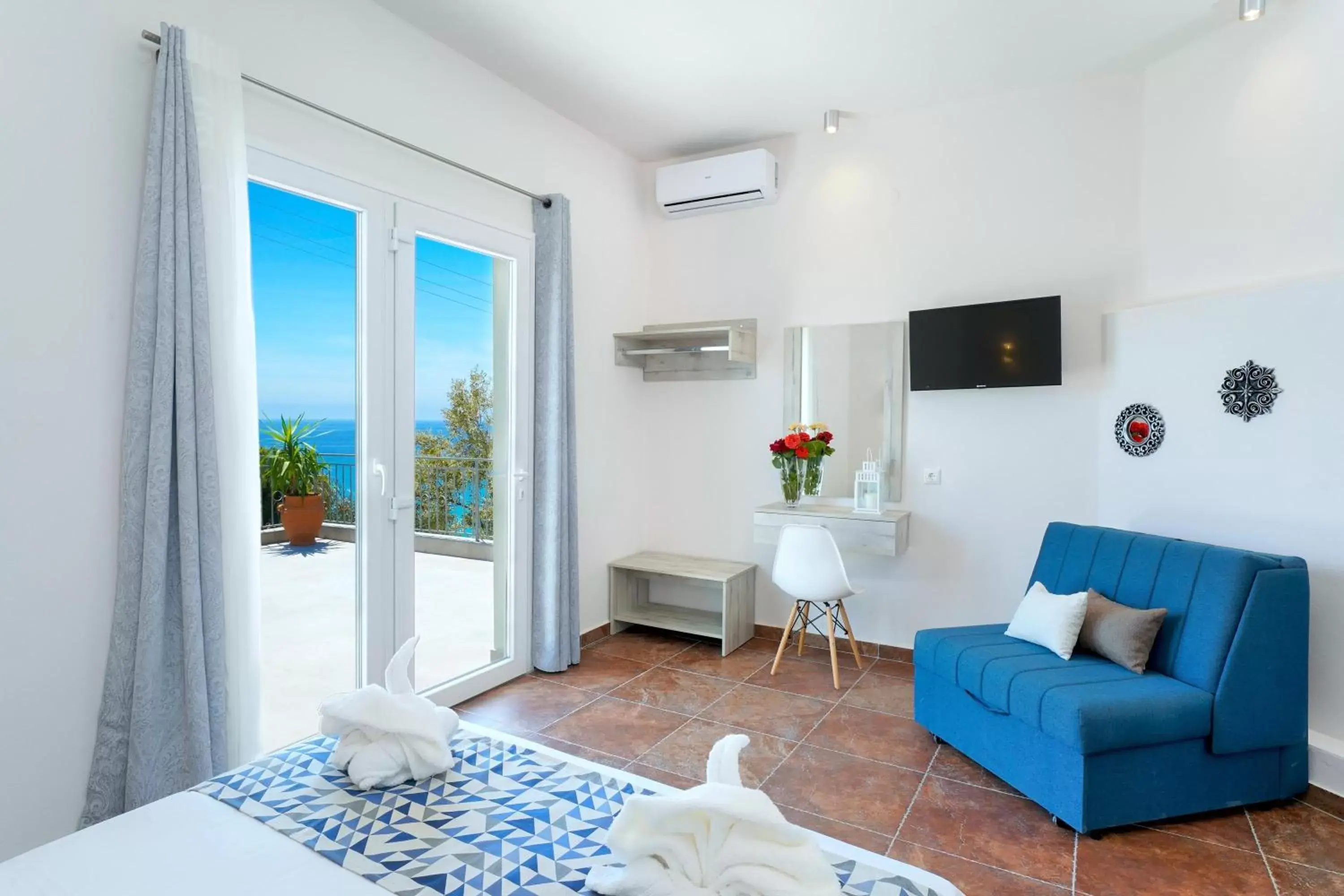 Seating area in Endless View Villa