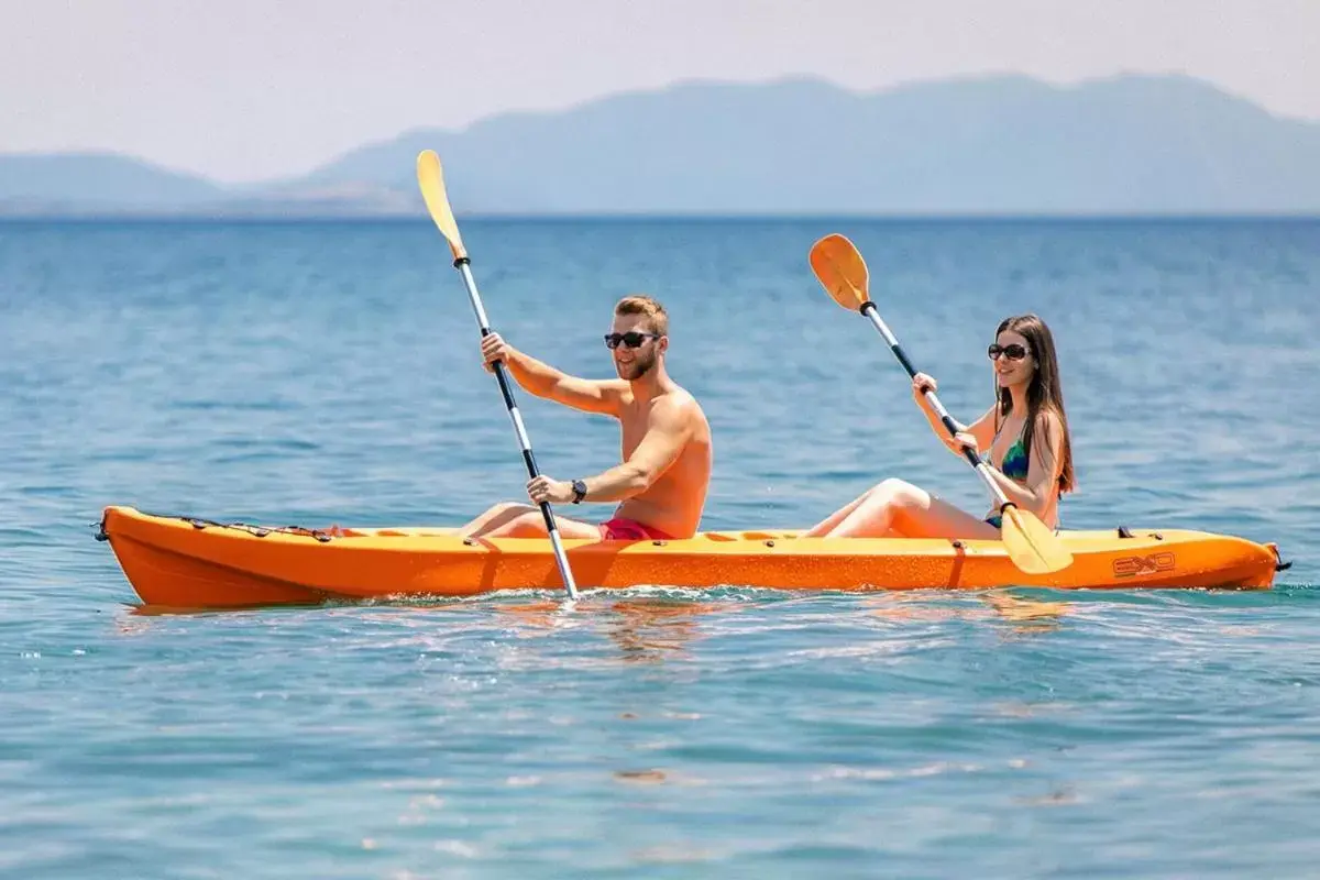 Activities, Canoeing in Isla Brown Corinthia Resort & Spa, a member of Brown Hotels