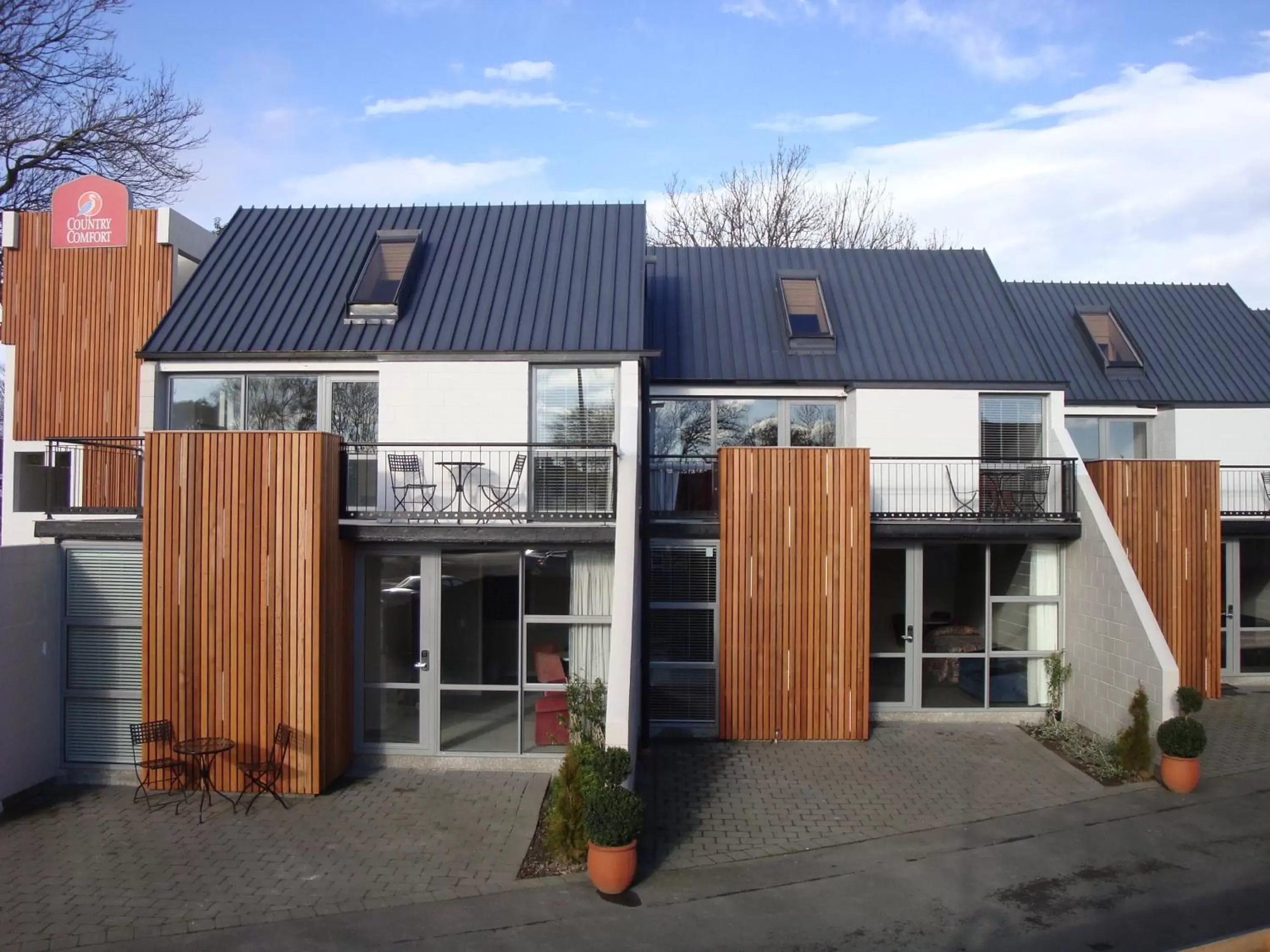 Facade/entrance in Belmont Motor Inn Facade/entrance in Belmont Motor Inn