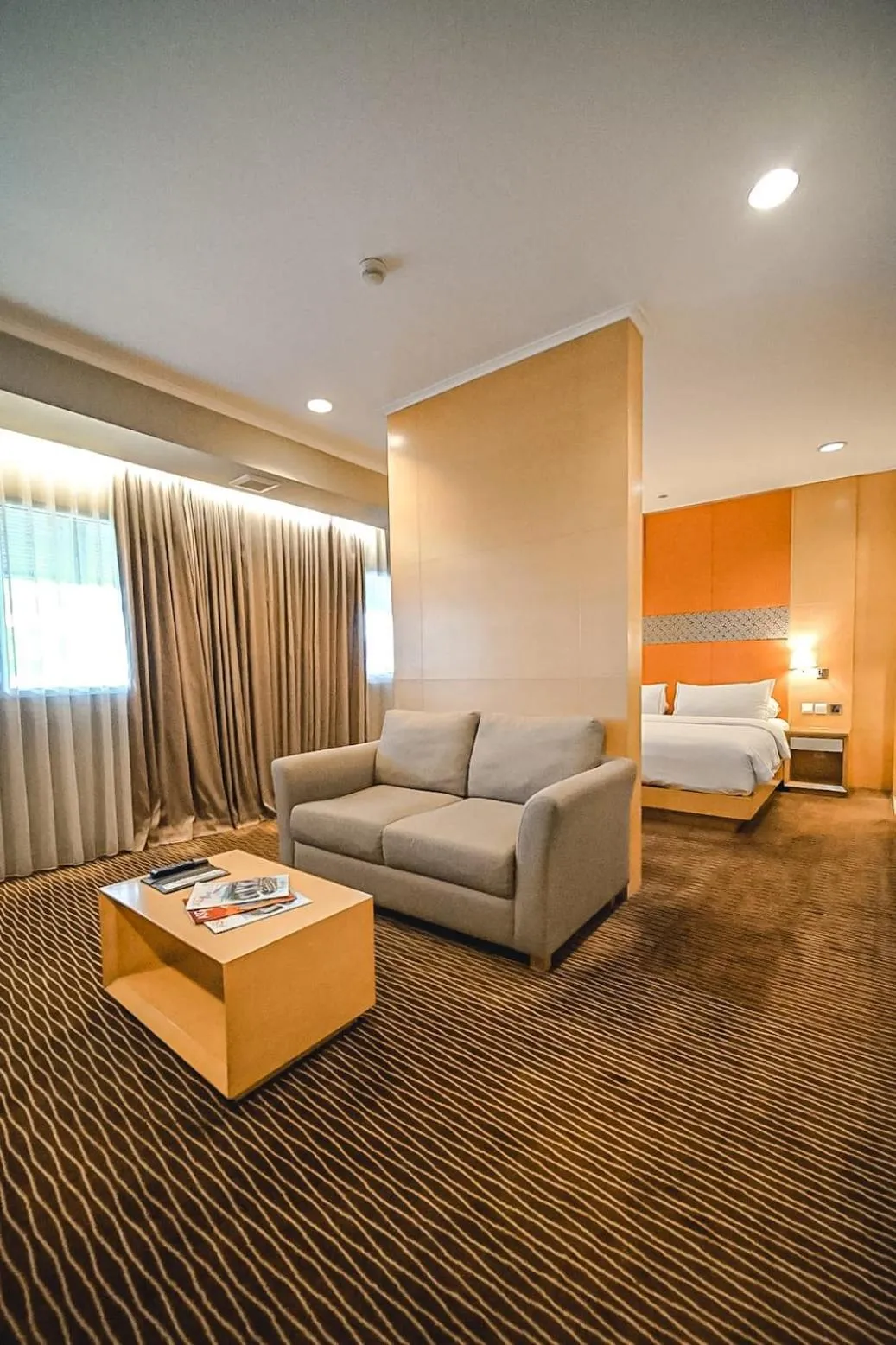 Bed in All Sedayu Hotel Kelapa Gading