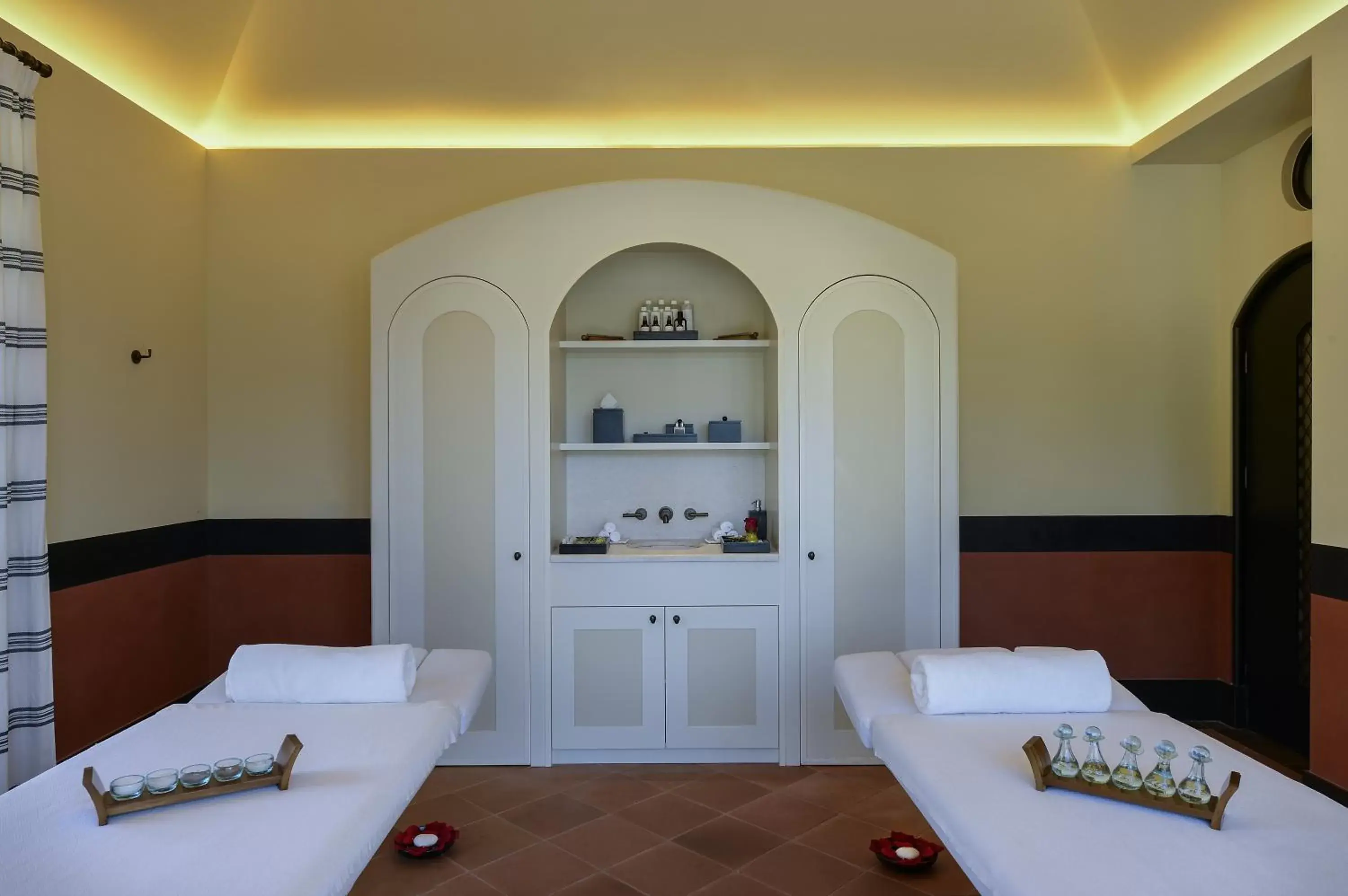 Massage, Spa/Wellness in Regent Porto Montenegro