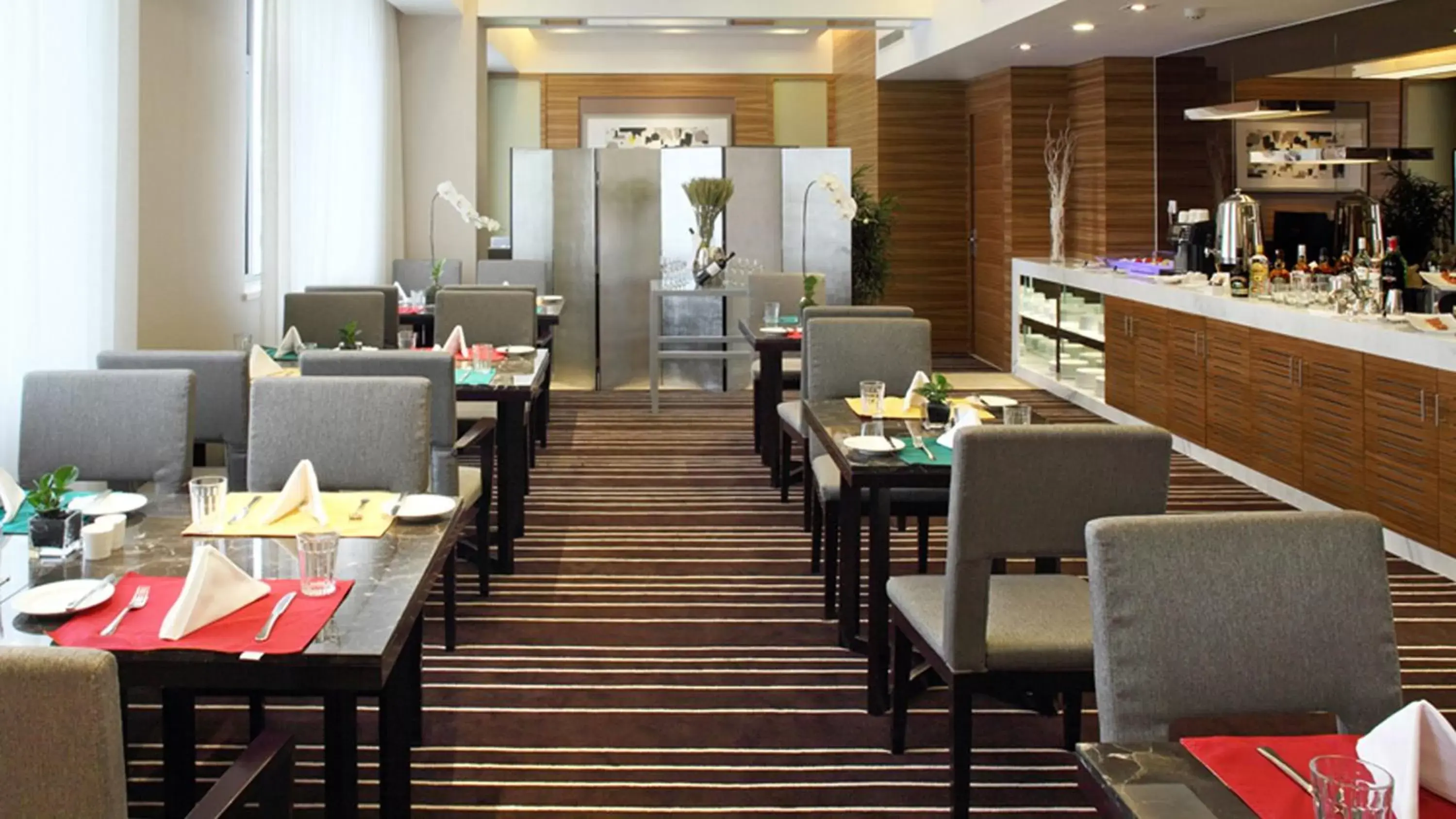 Other, Restaurant/Places to Eat in Holiday Inn Beijing Deshengmen, an IHG Hotel