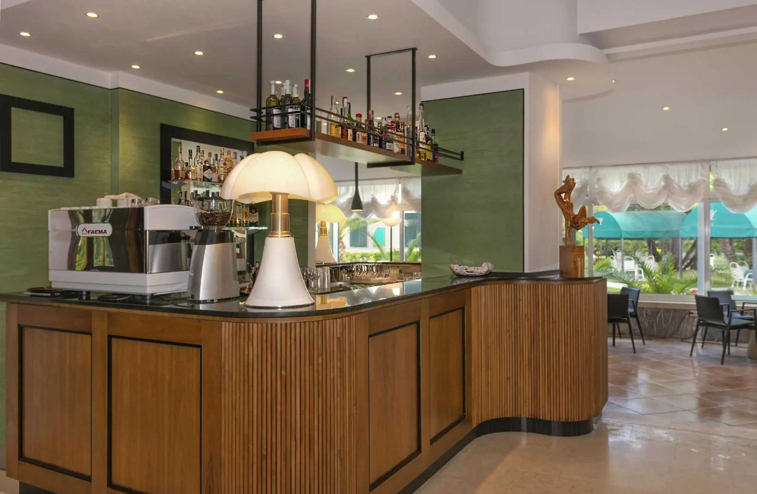 Lounge or bar, Restaurant/Places to Eat in Hotel Verdemare