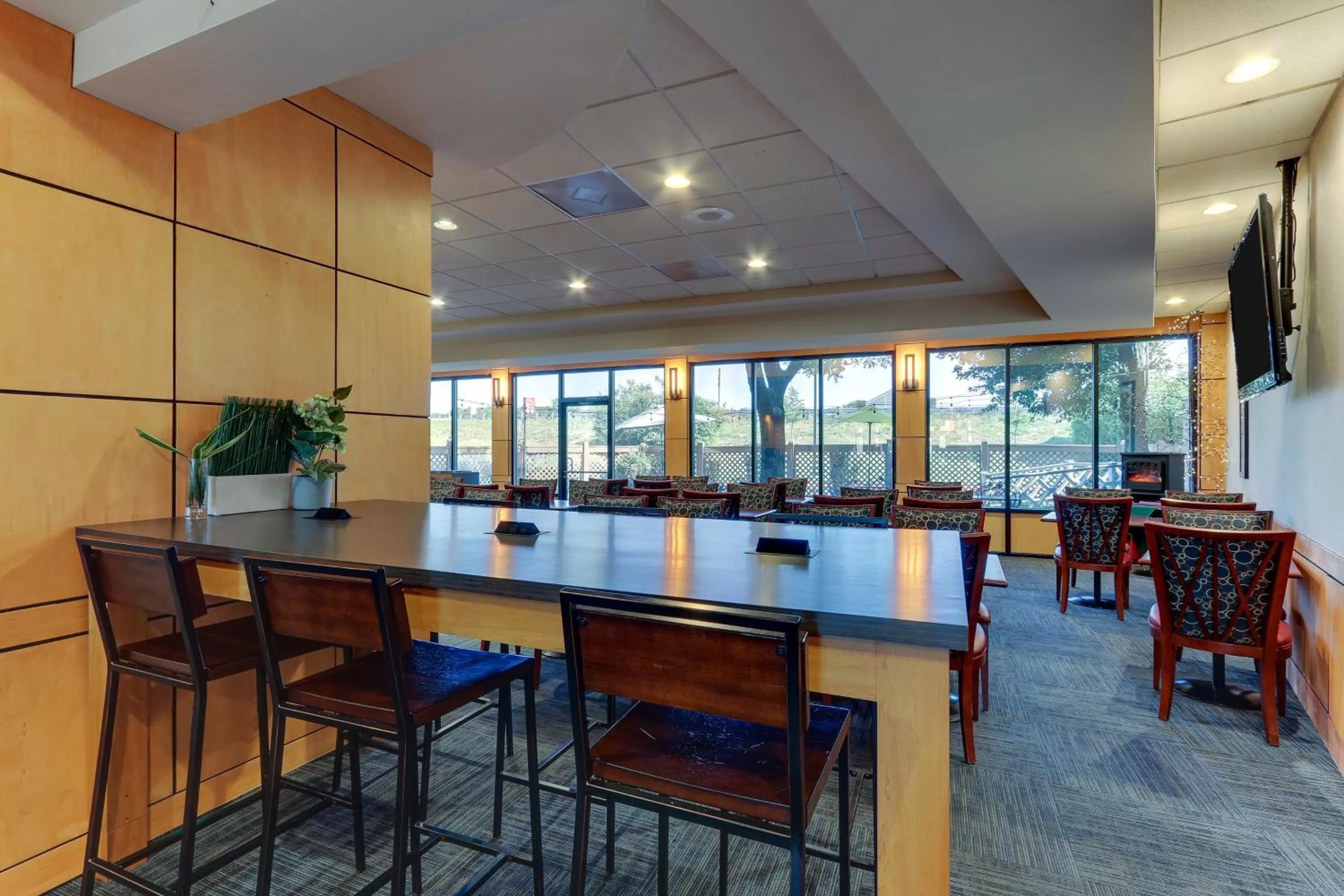 Property building in Holiday Inn Express Aberdeen-Chesapeake House by IHG