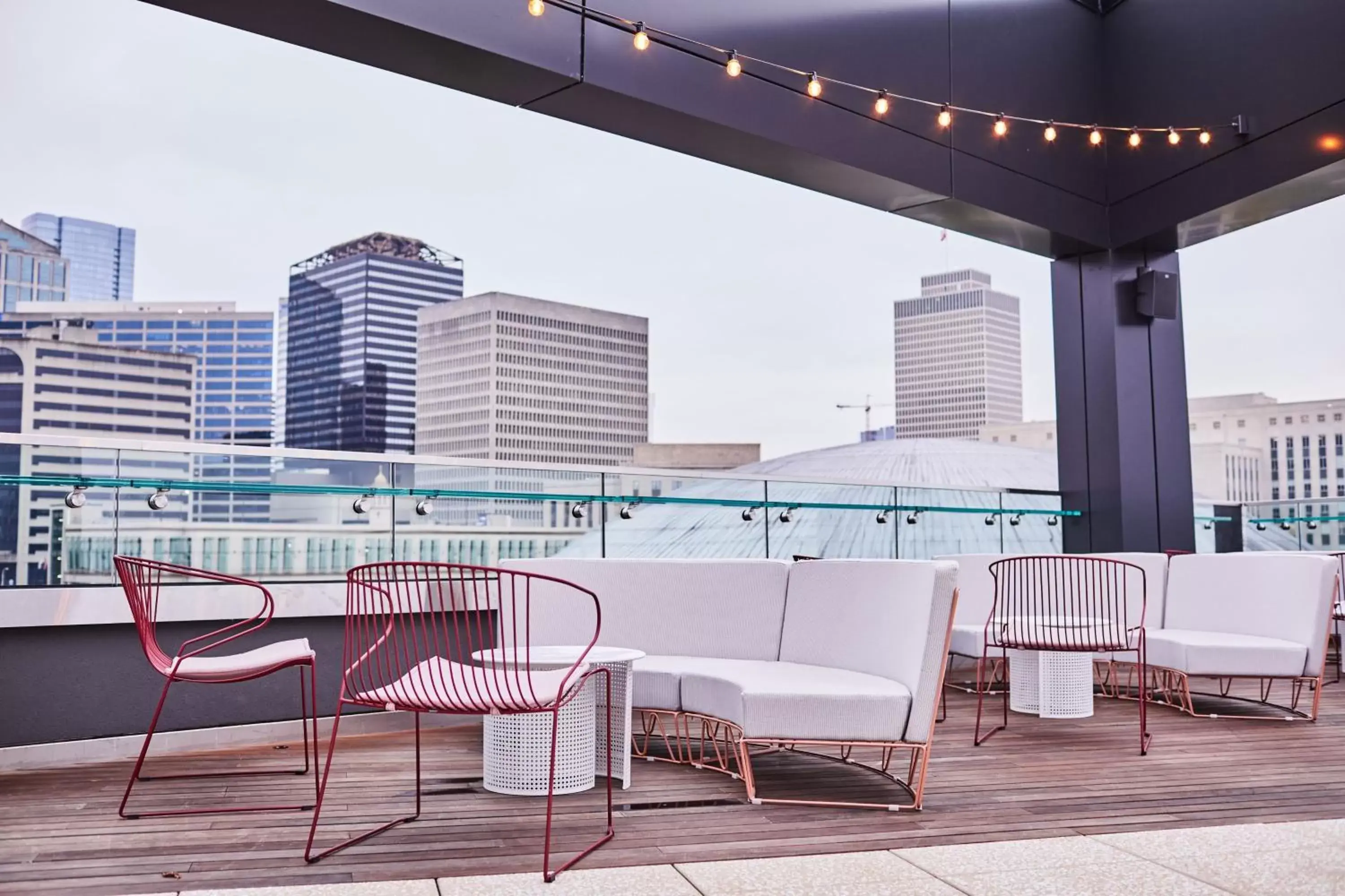 Restaurant/places to eat, Swimming Pool in TownePlace Suites Nashville Downtown/Capitol District