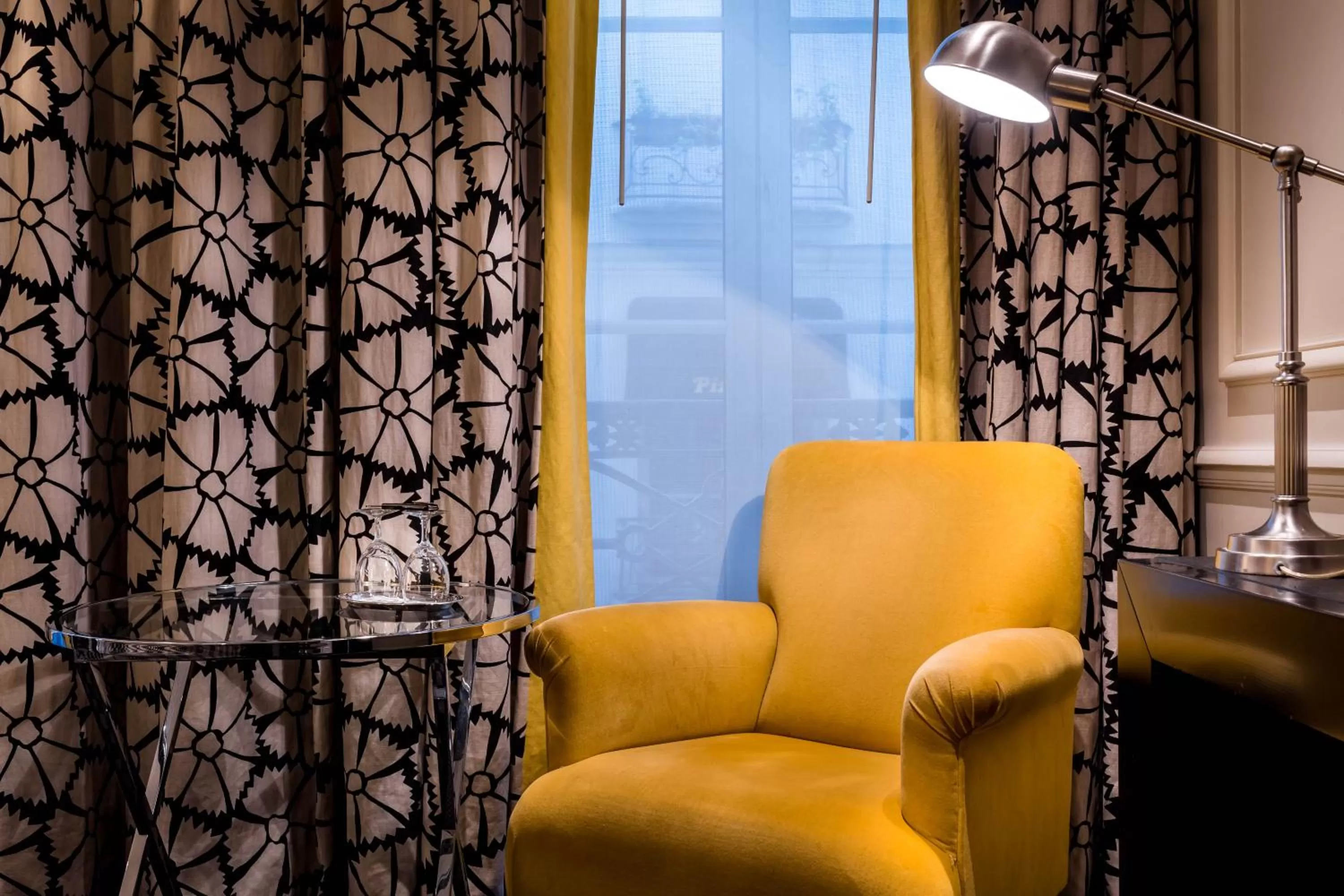 Decorative detail in Grand Hôtel de L'Univers Saint-Germain