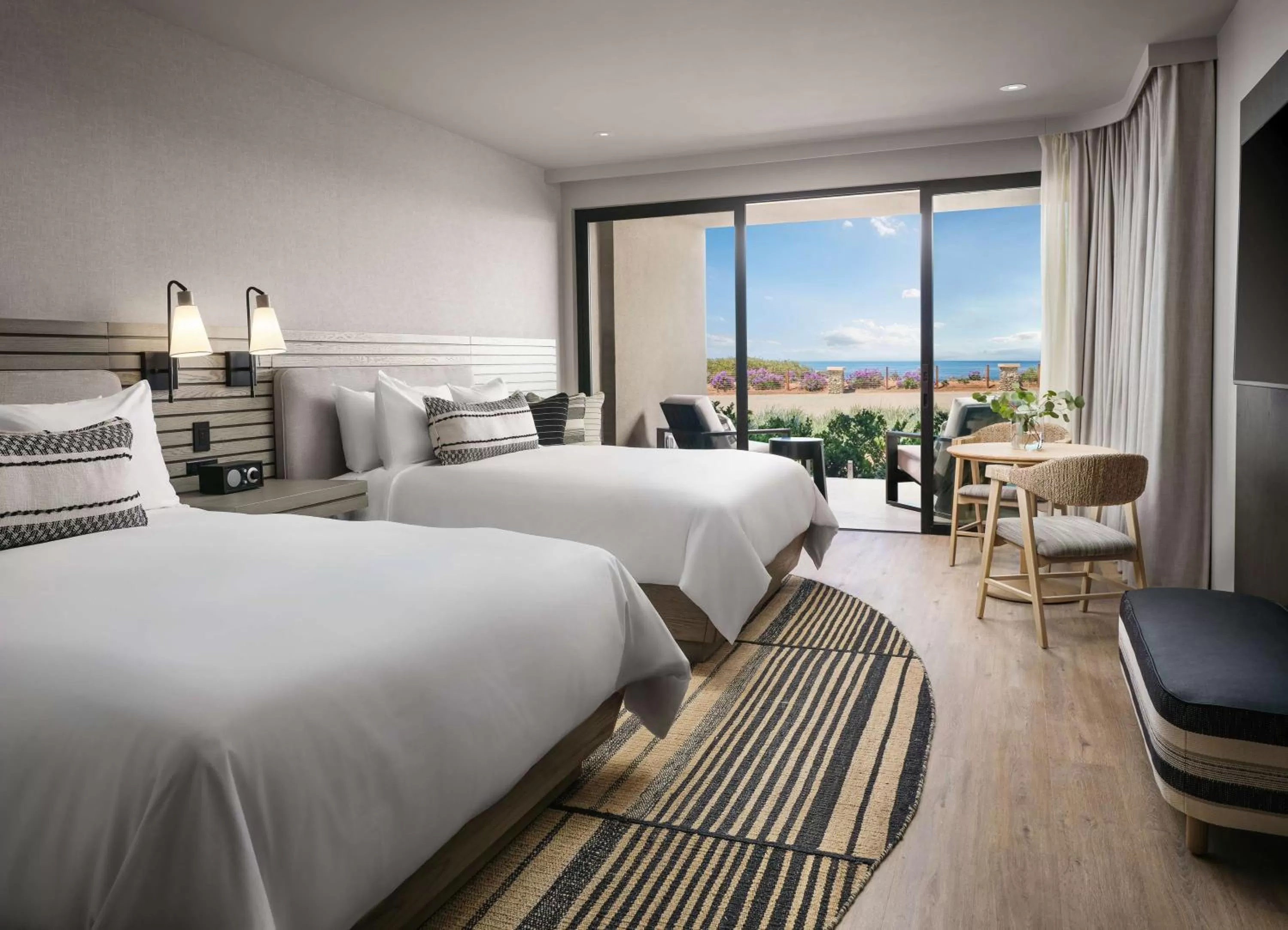 Photo of the whole room, Bed in Alila Marea Beach Resort Encinitas, a Hyatt Resort