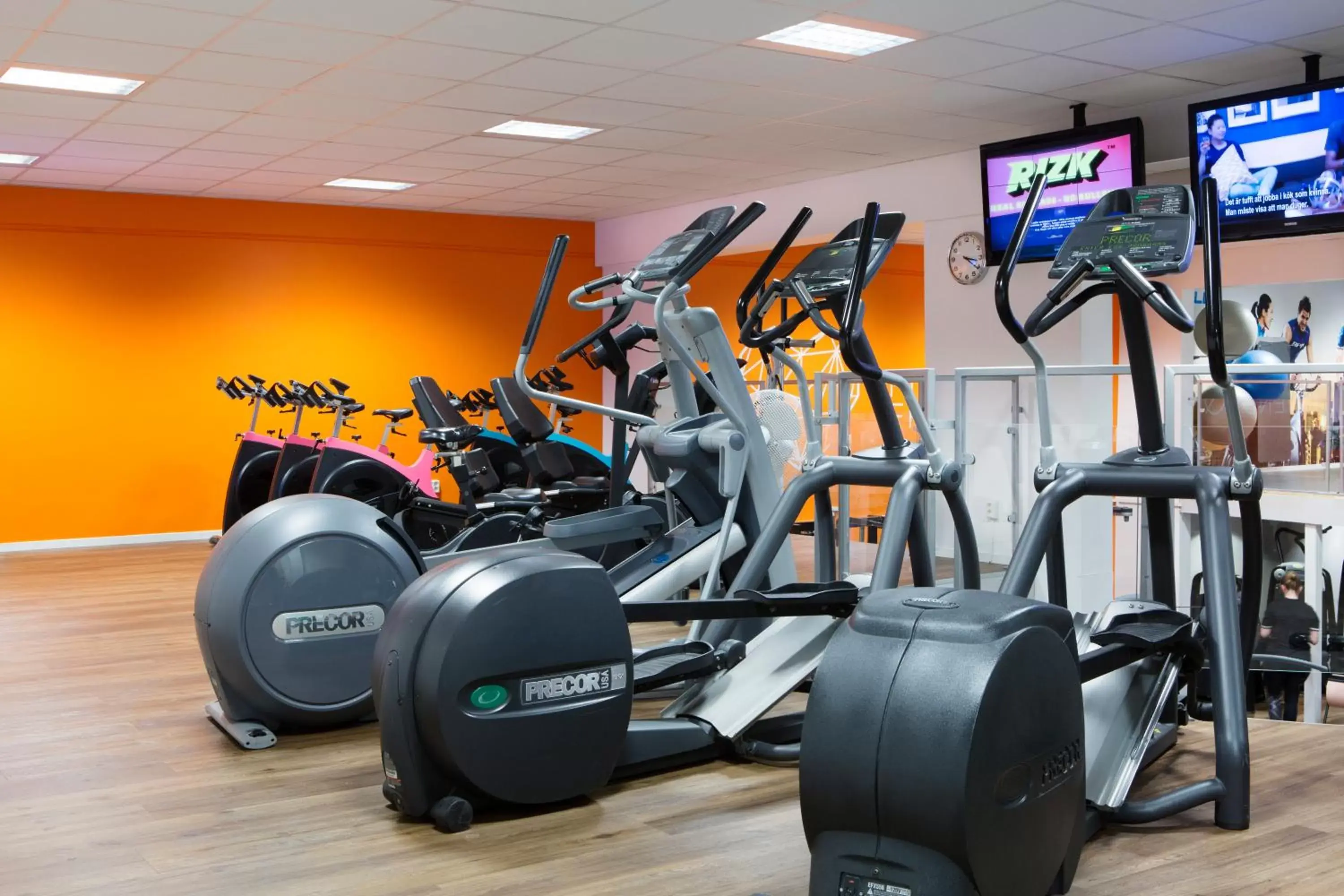 Fitness centre/facilities in Comfort Hotel Jönköping Fitness centre/facilities in Comfort Hotel Jönköping