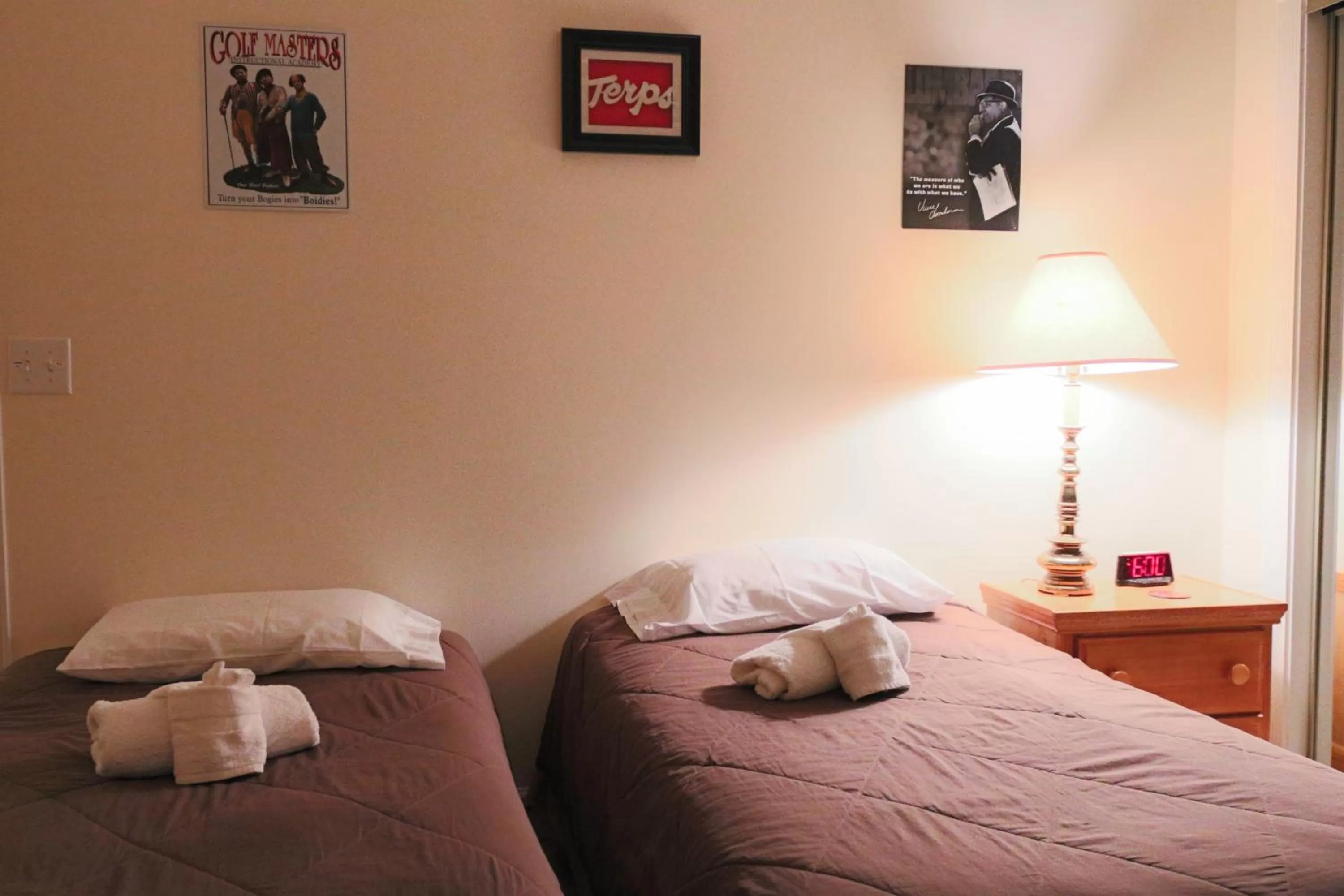 Bedroom in Myrtlewood Condos