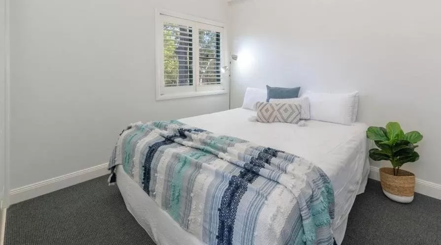 Bedroom, Bed in Stay At Raffertys Resort