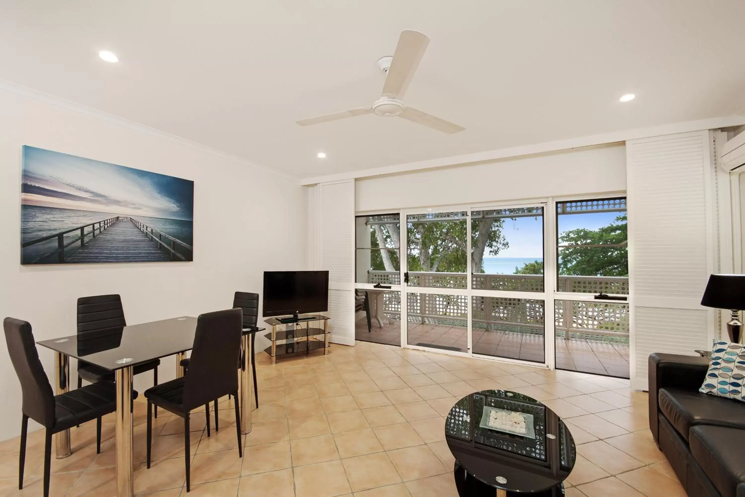 Seating area in Marlin Waters Beachfront Apartments