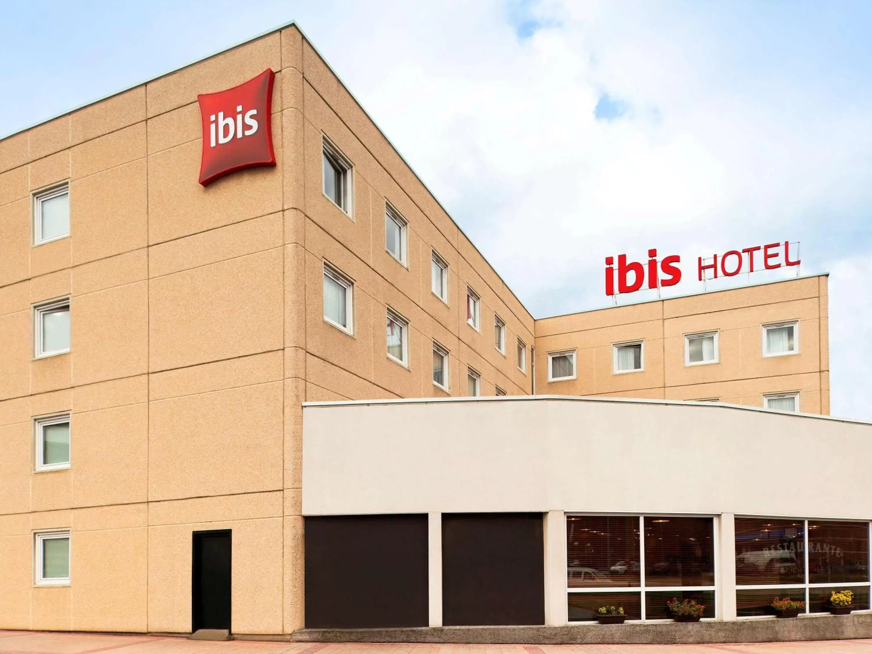 Property building, Property Logo/Sign in Ibis Bilbao Barakaldo