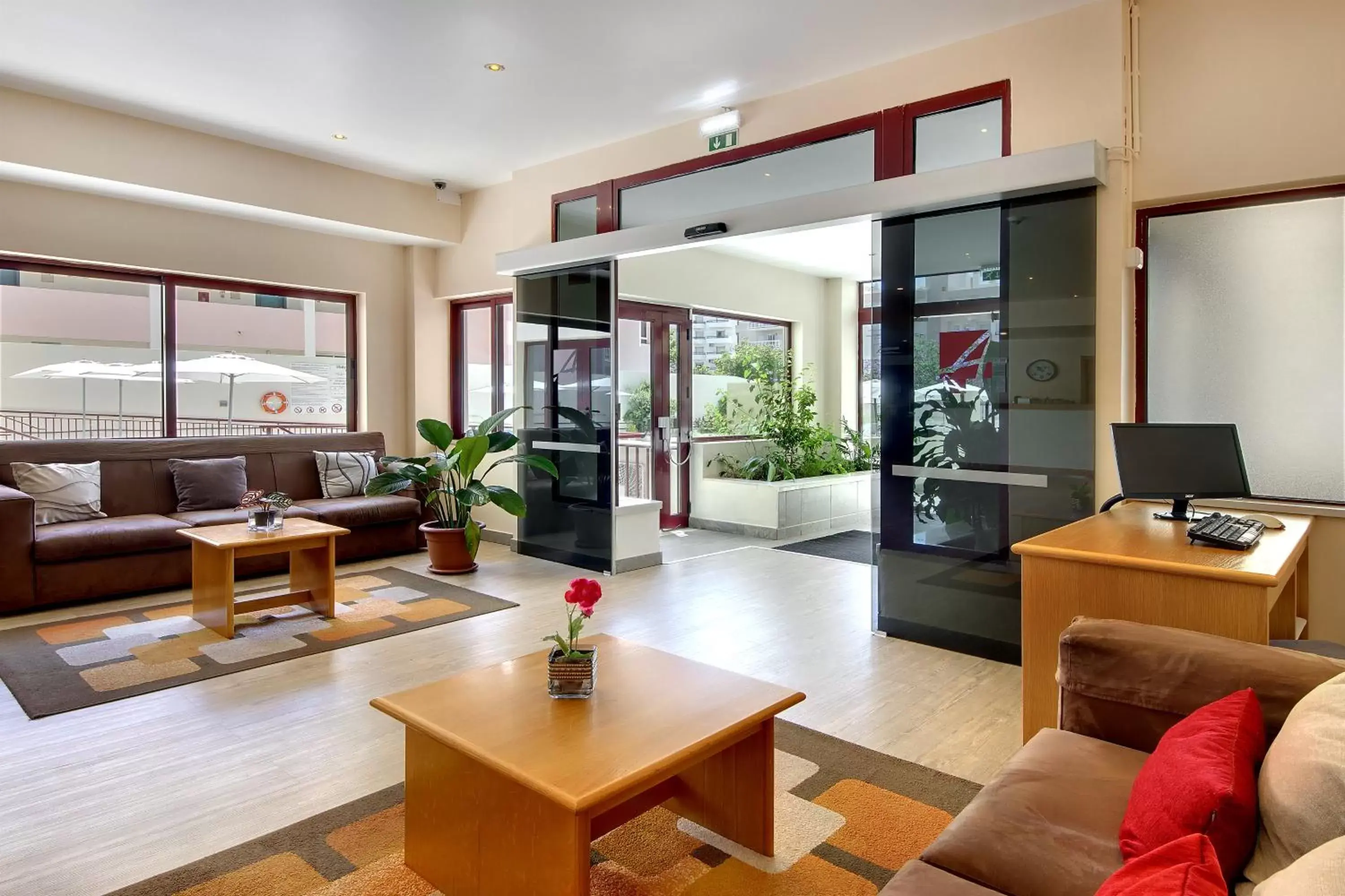 Lobby or reception in Hotel Alba Lobby or reception in Hotel Alba