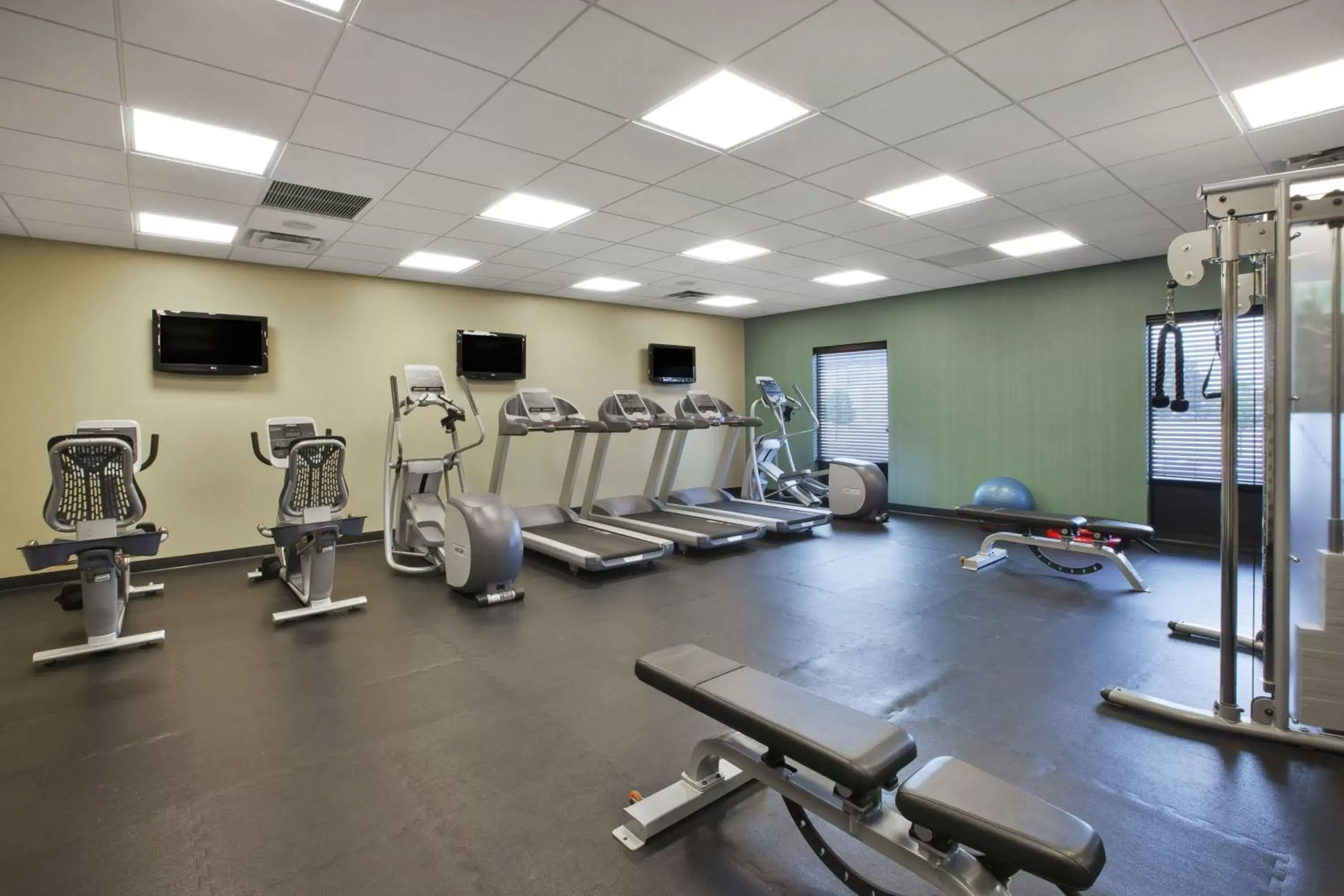 Fitness centre/facilities in Hampton Inn Brockport Fitness centre/facilities in Hampton Inn Brockport