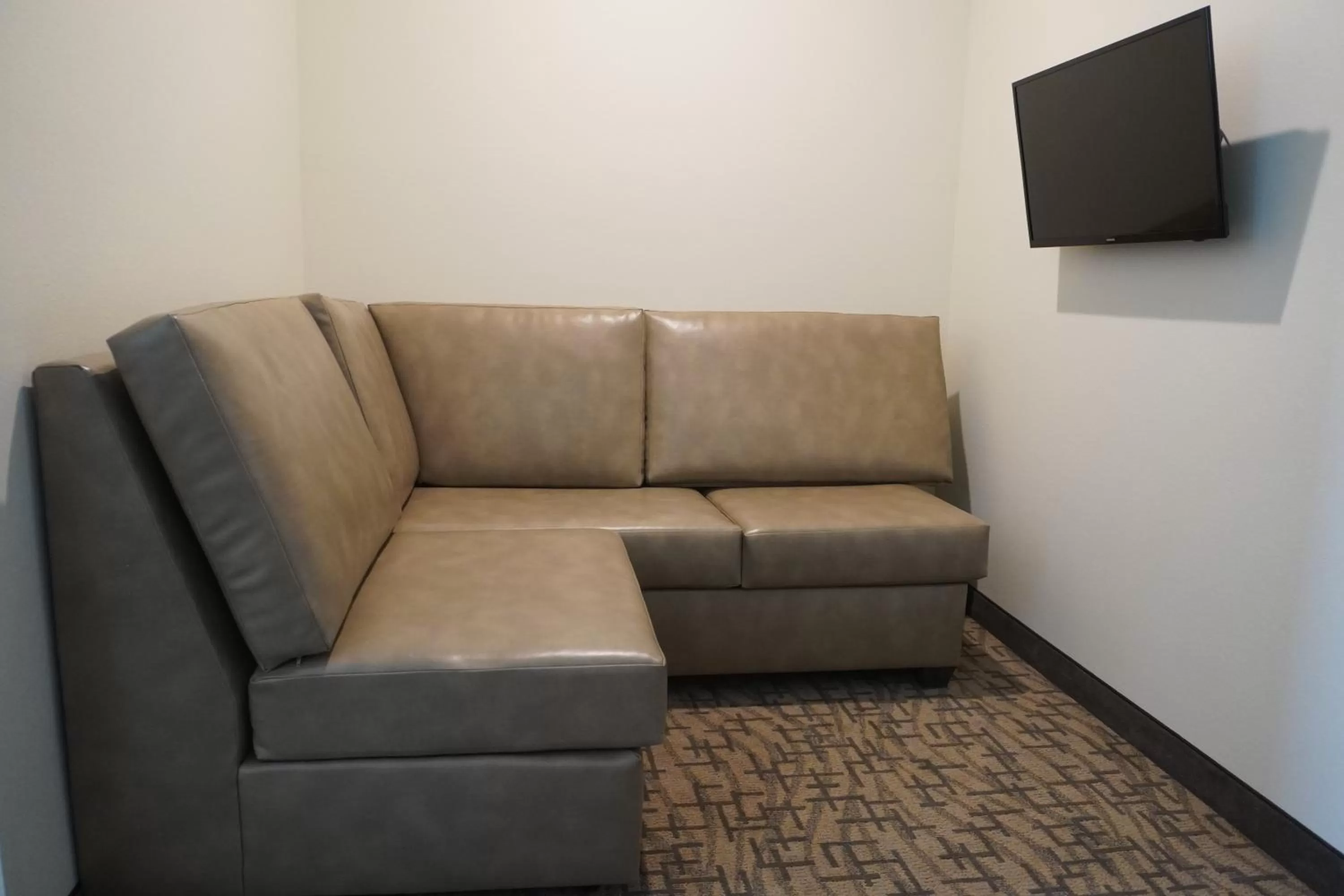 Seating area in Comfort Inn & Suites Medina