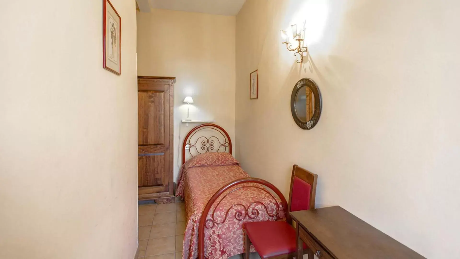Bed in Hotel Masaccio