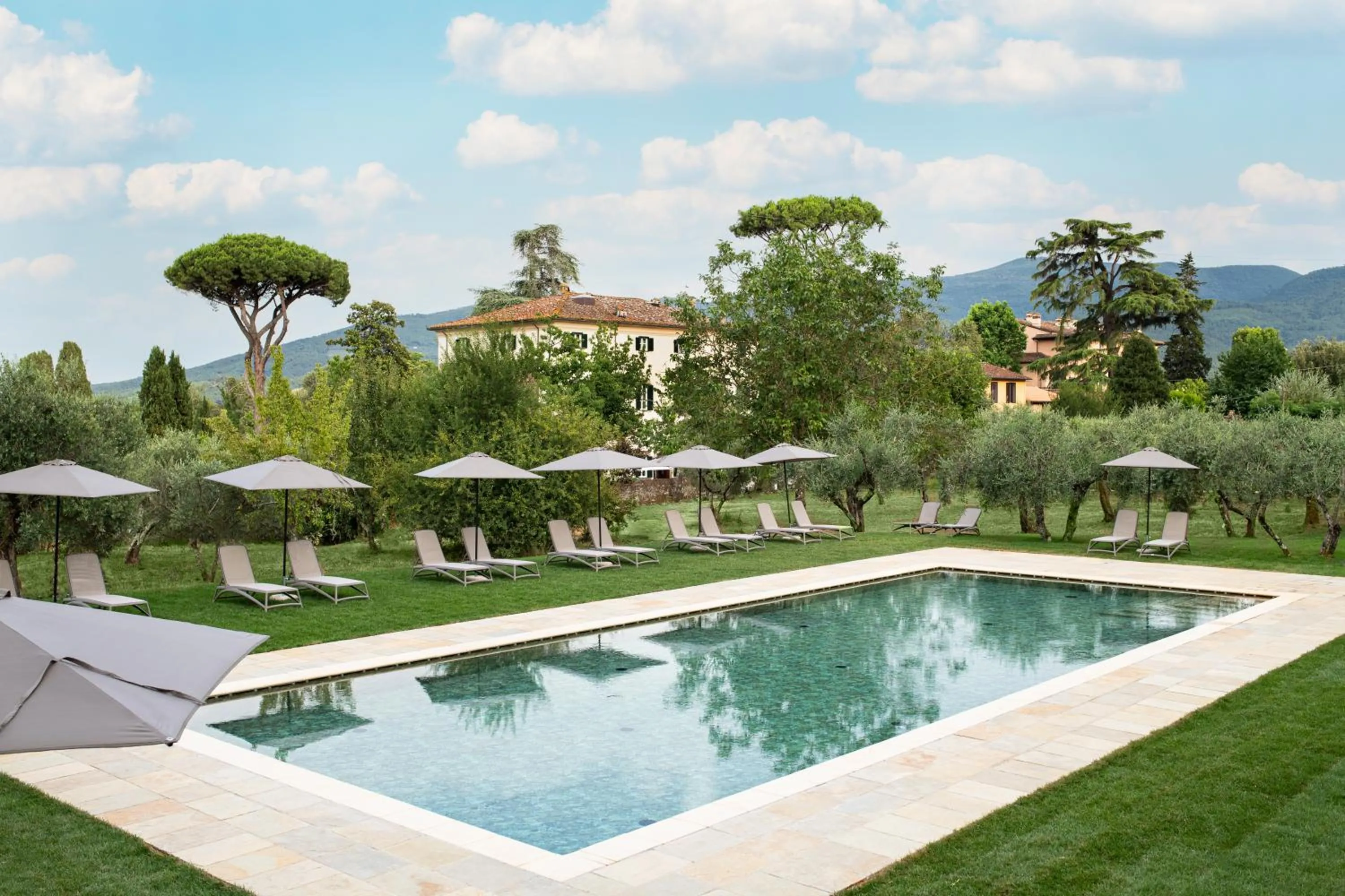 Swimming pool in Hotel Villa San Michele