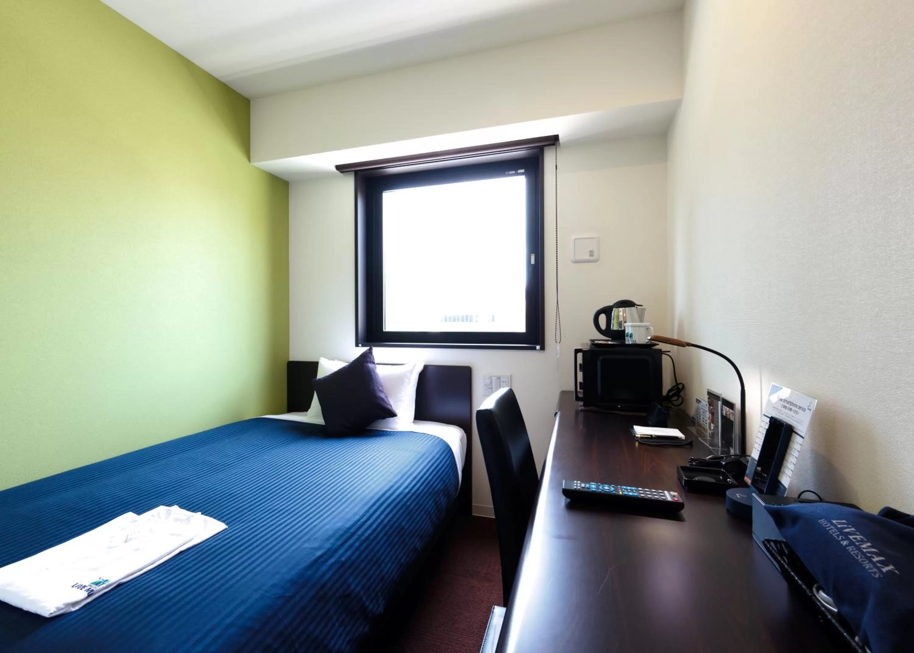 Photo of the whole room, Bed in HOTEL LiVEMAX Ueno-Ekimae