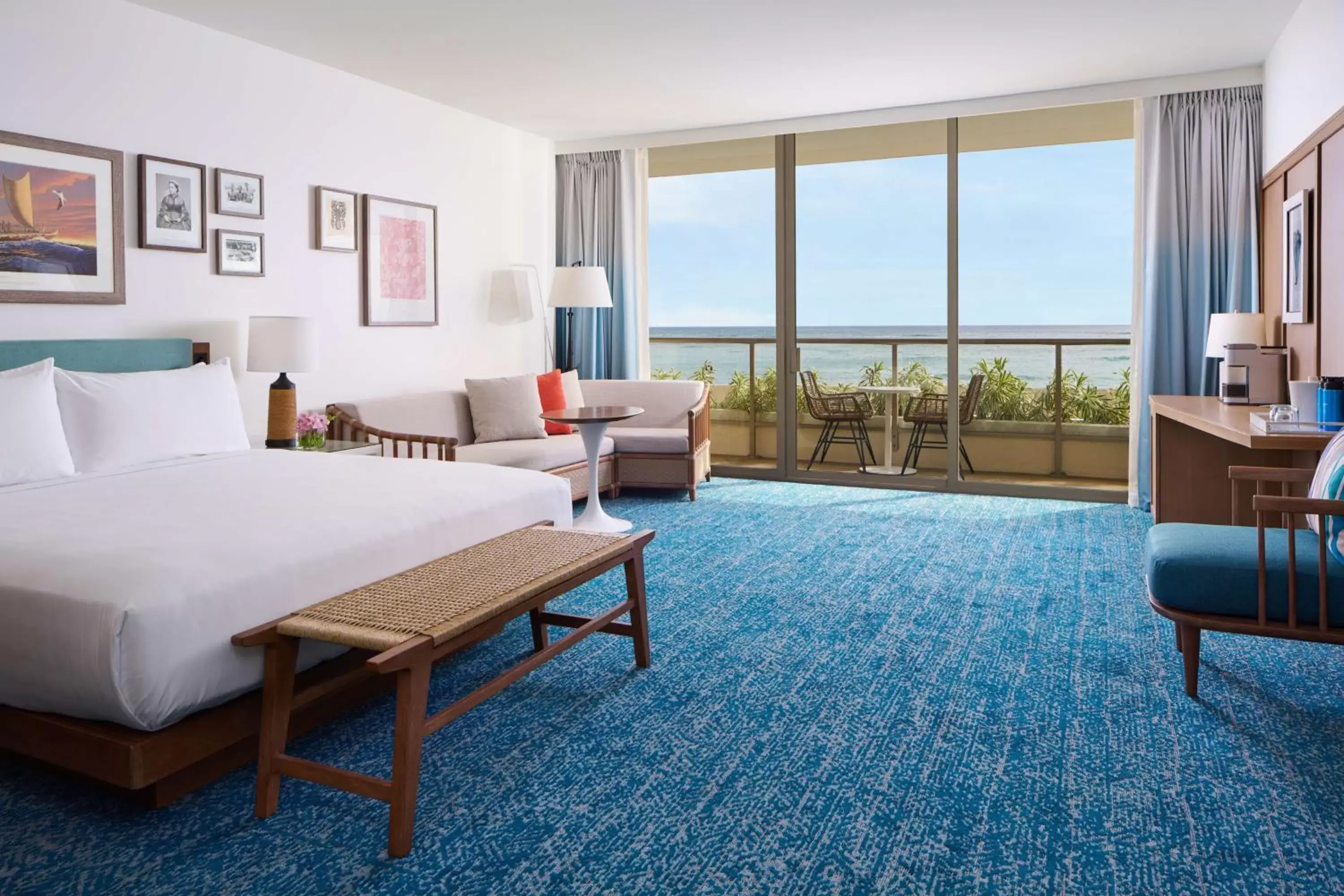 Bedroom in OUTRIGGER Reef Waikiki Beach Resort