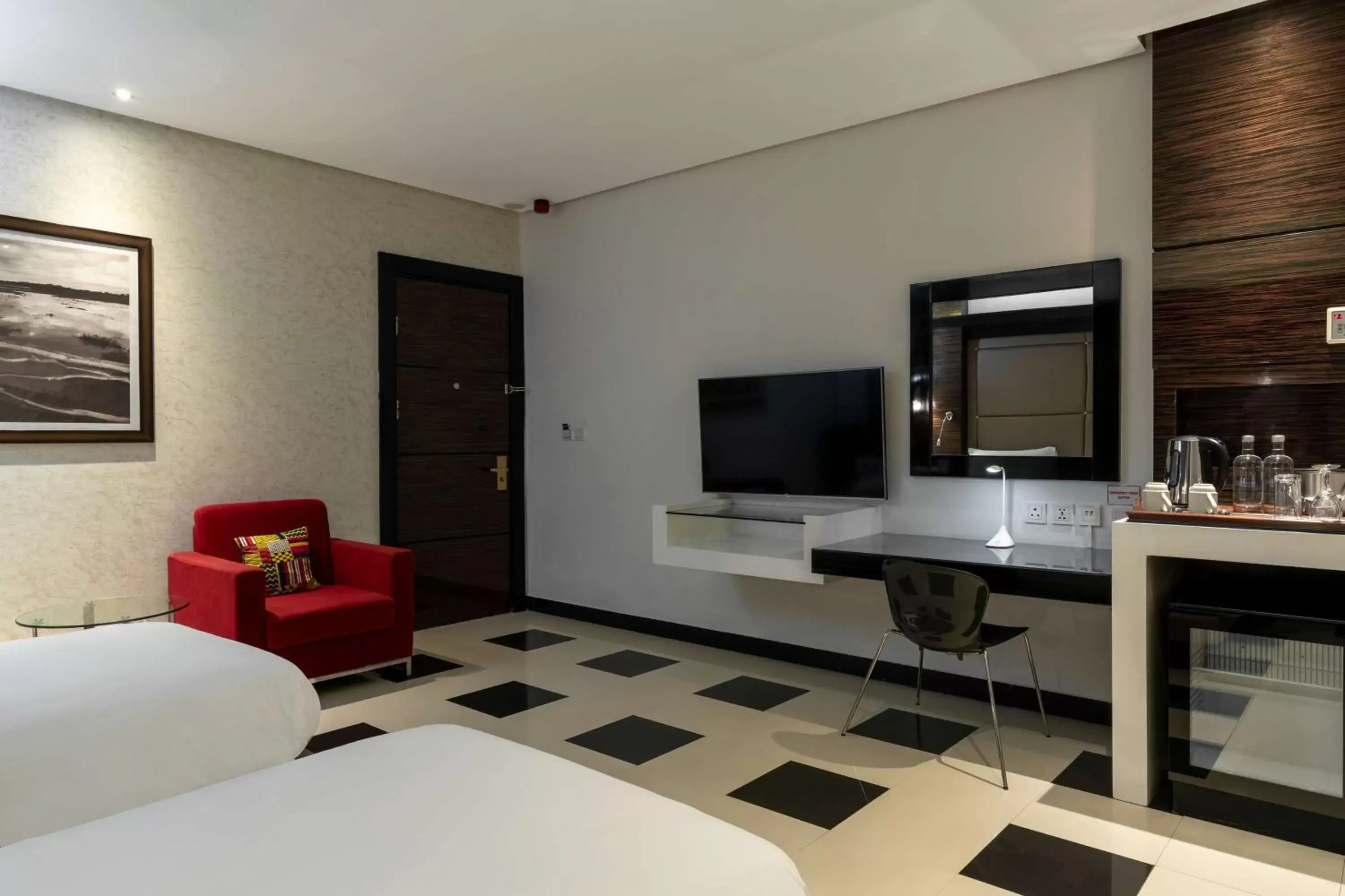 Bedroom, TV/Entertainment Center in Radisson Blu Hotel Lusaka