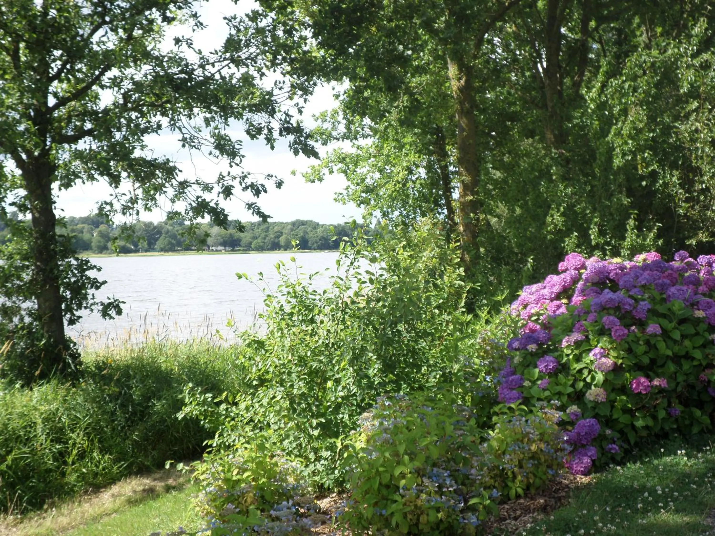 Day, Lake View in Le Ludixarium