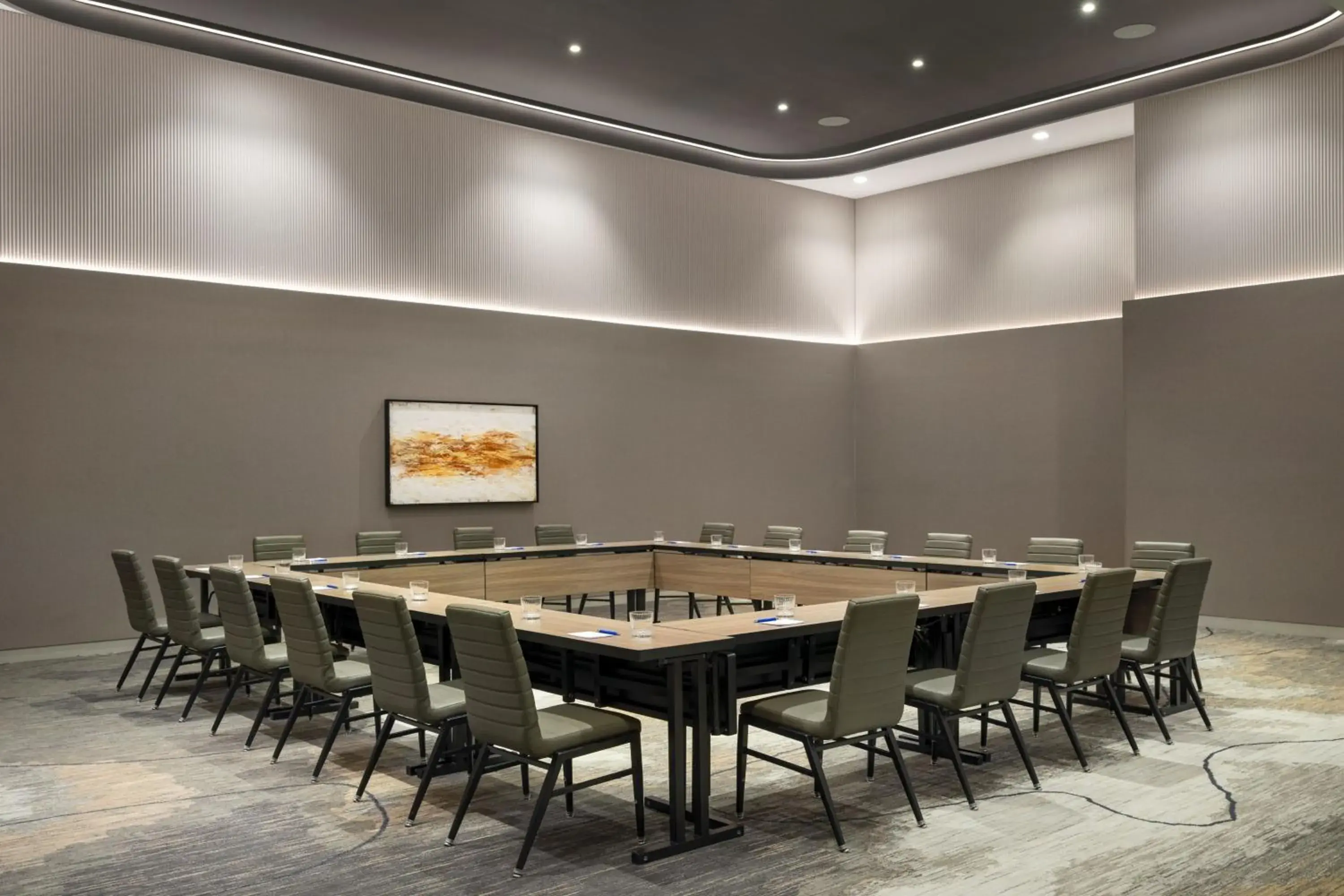 Meeting/conference room, Business Area/Conference Room in Cascade Hotel, Kansas City, a Tribute Portfolio Hotel
