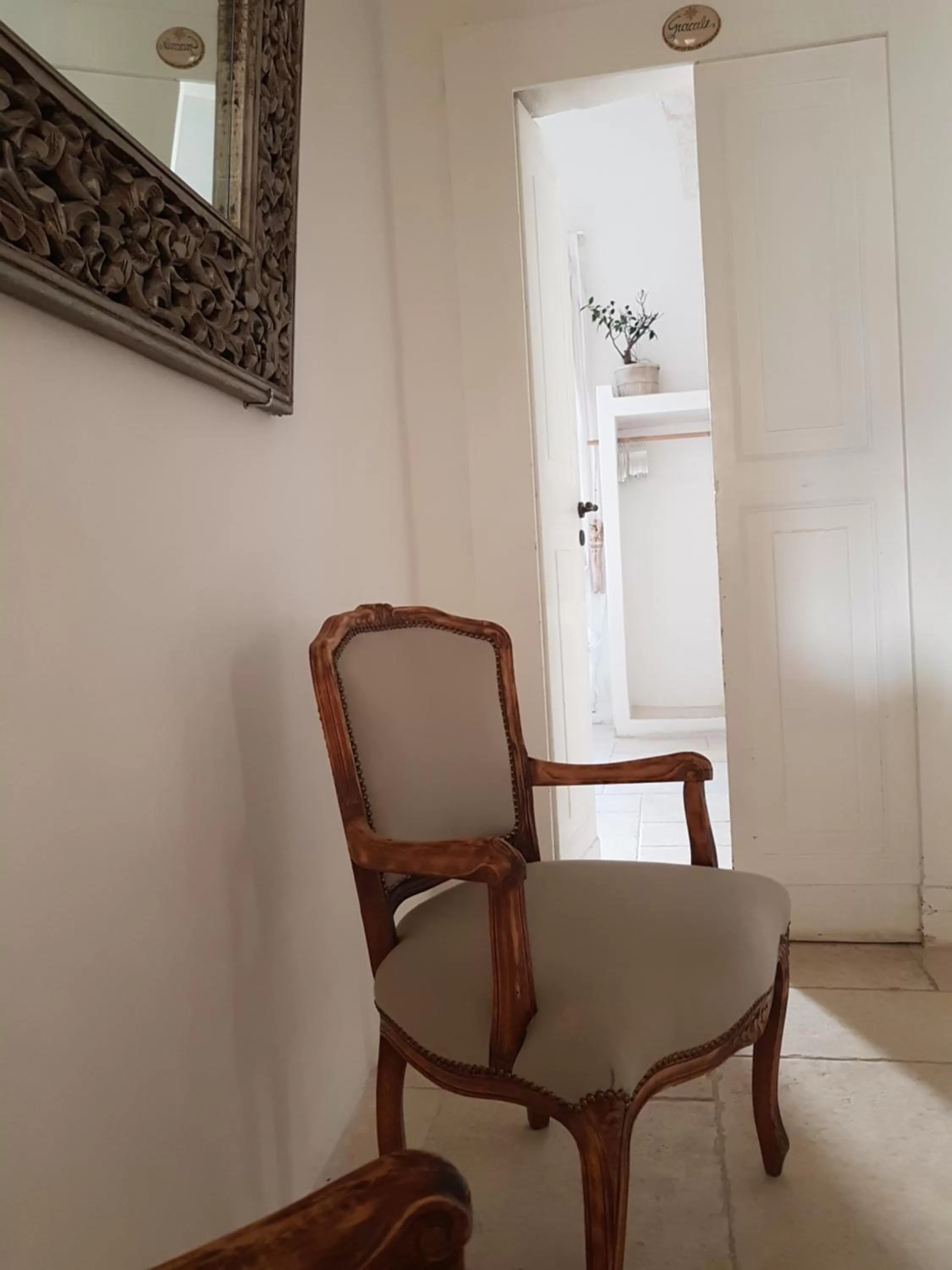 Seating area in Corte Moline