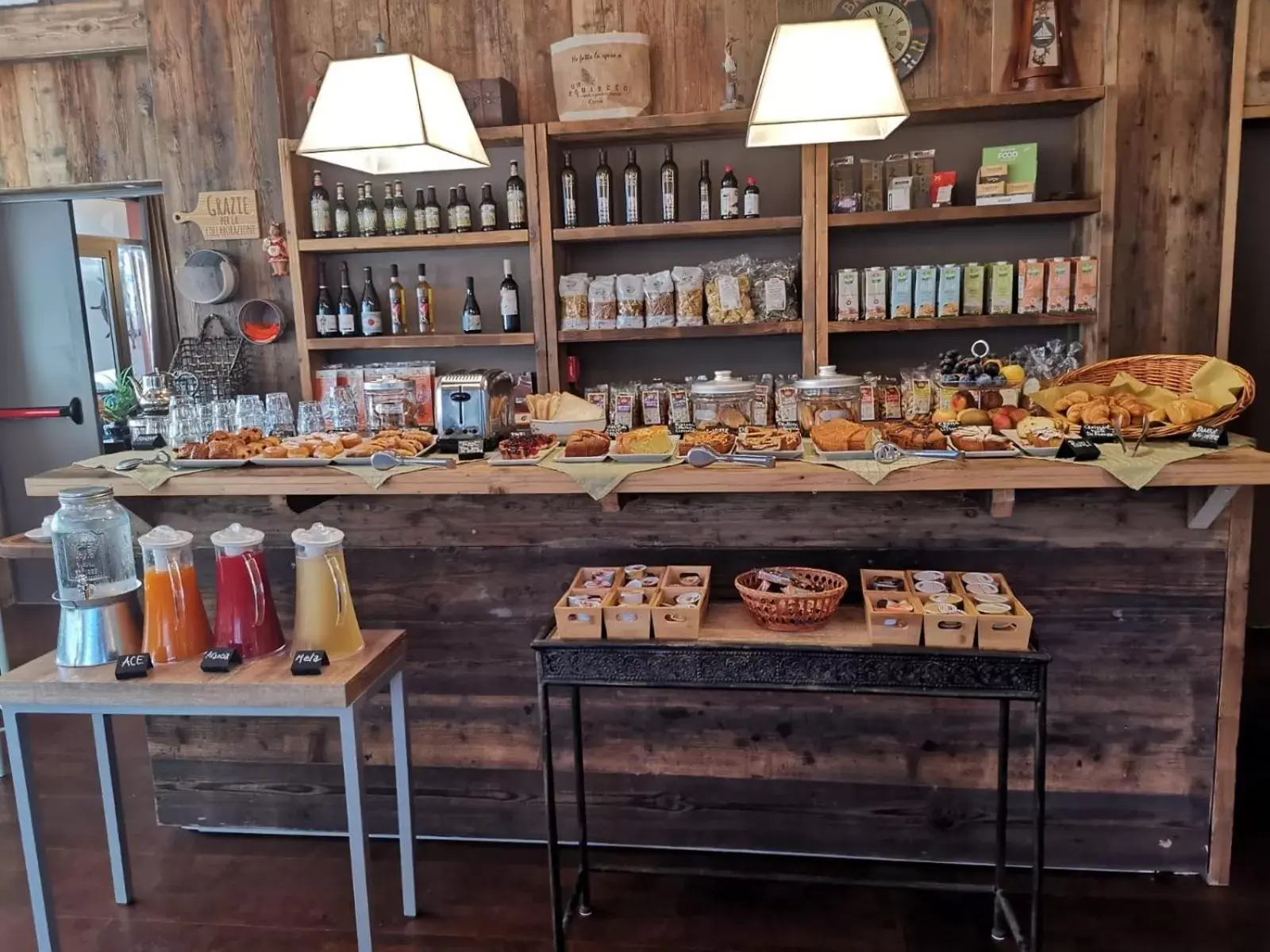 Food and drinks in Casa Dorita