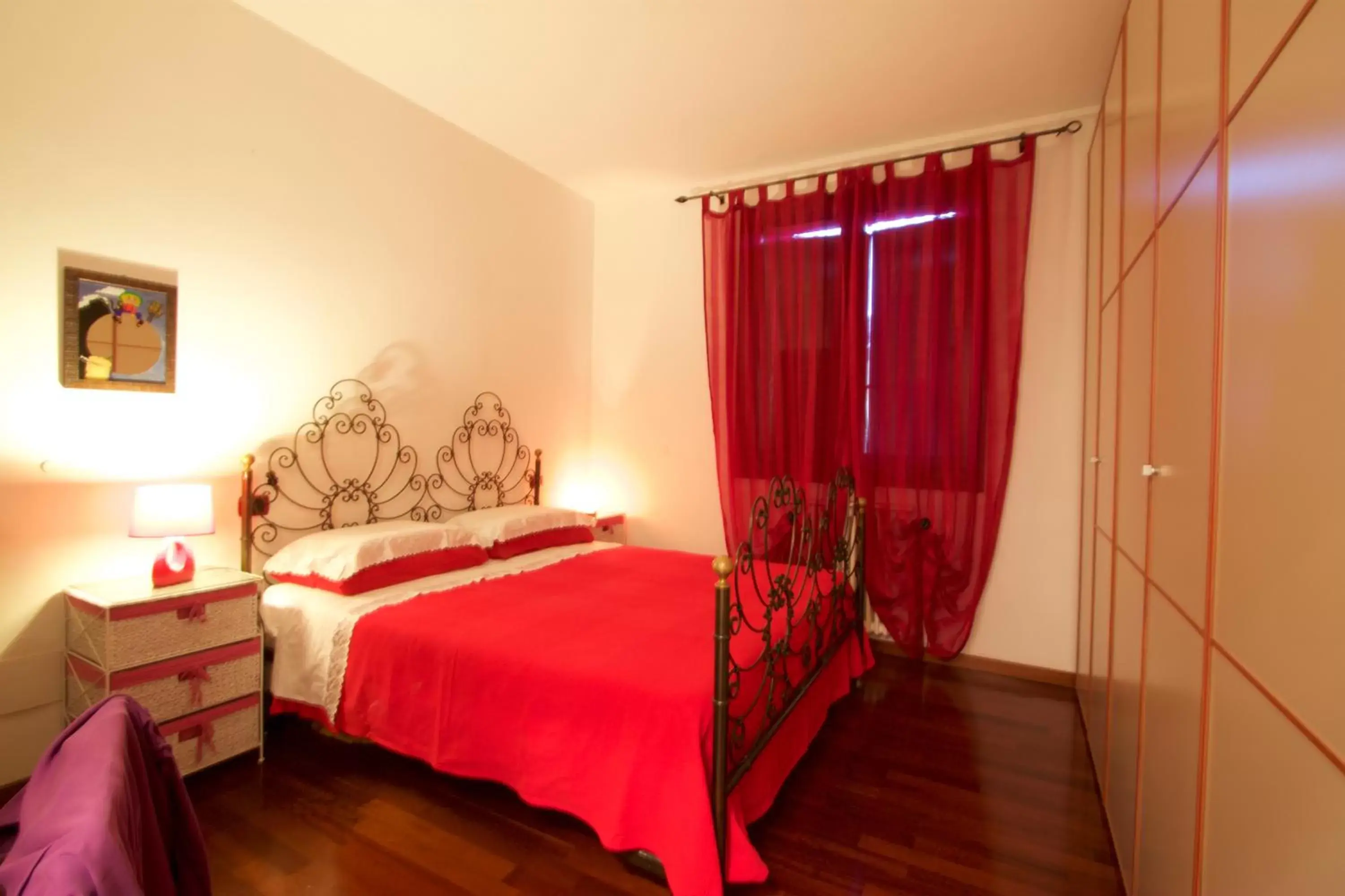 Deluxe Double Room with Shower - single occupancy in B&B Le Ragazze Deluxe Double Room with Shower - single occupancy in B&B Le Ragazze