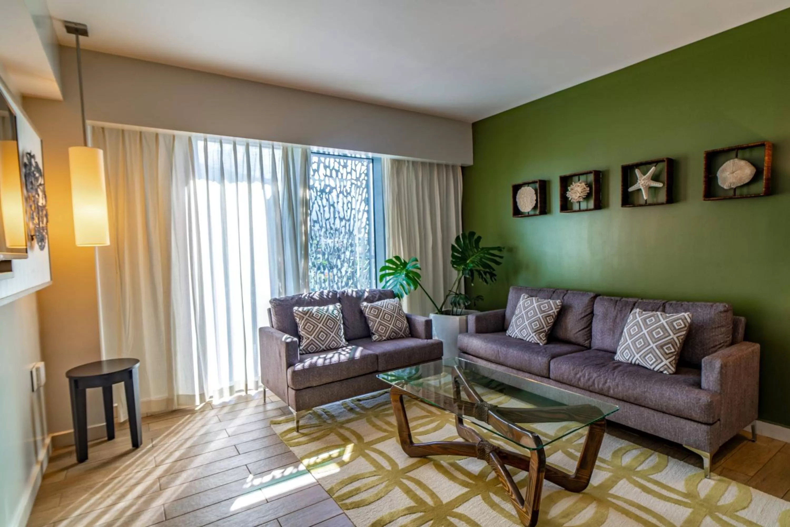 Living room in Marriott Port-au-Prince Hotel