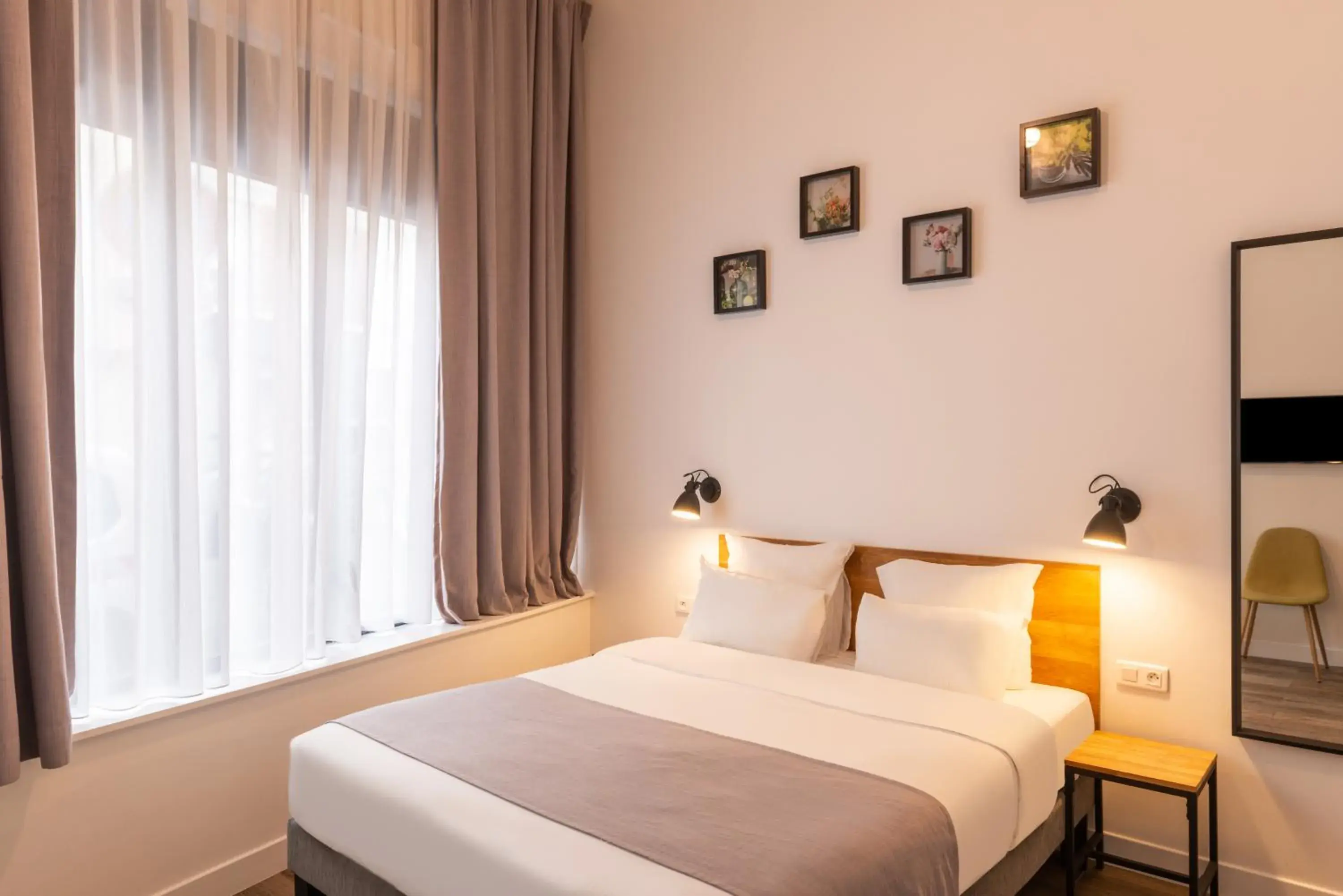 Bedroom, Bed in Hotel Terre Neuve