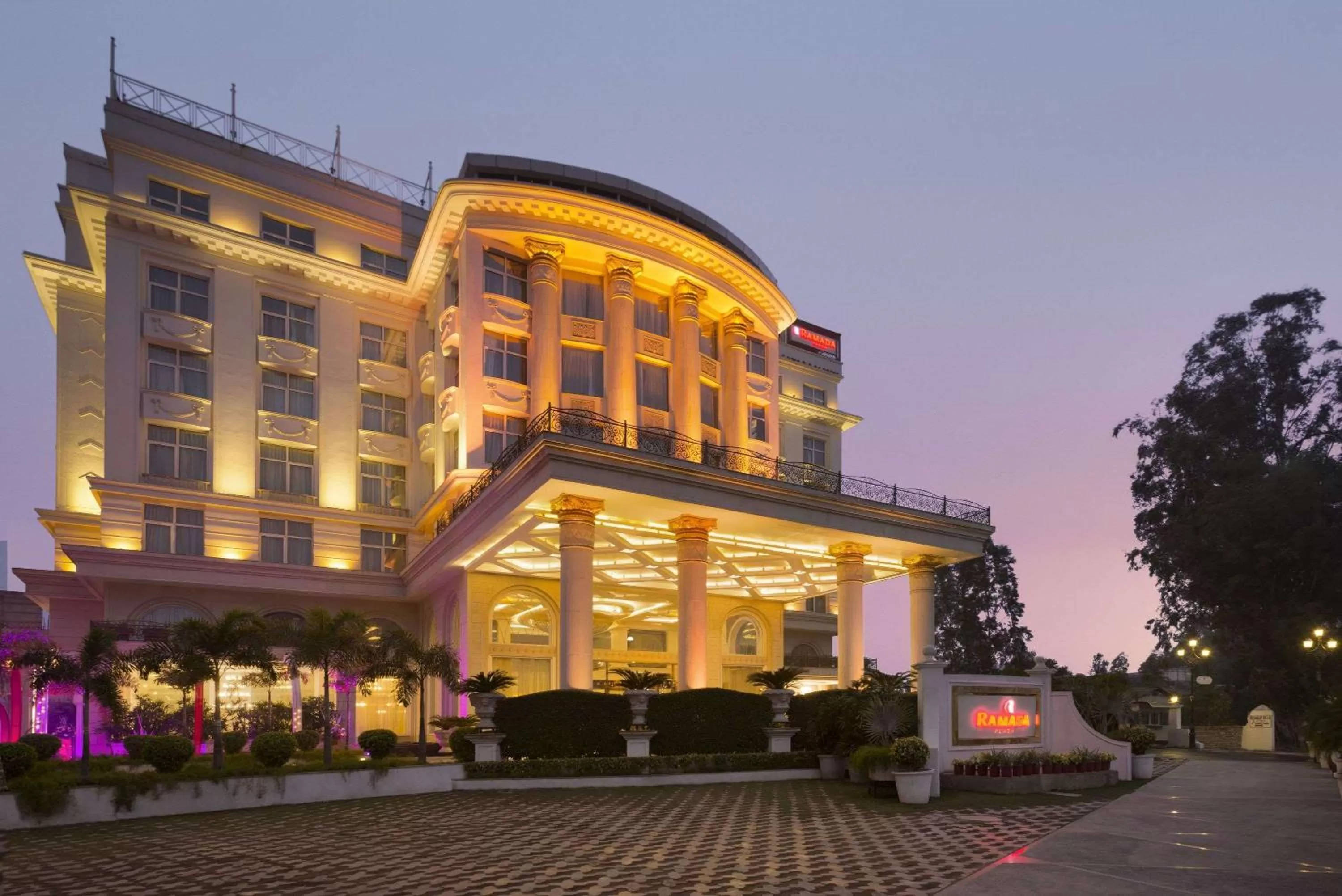 Ramada Encore by Wyndham Chandigarh Zirakpur