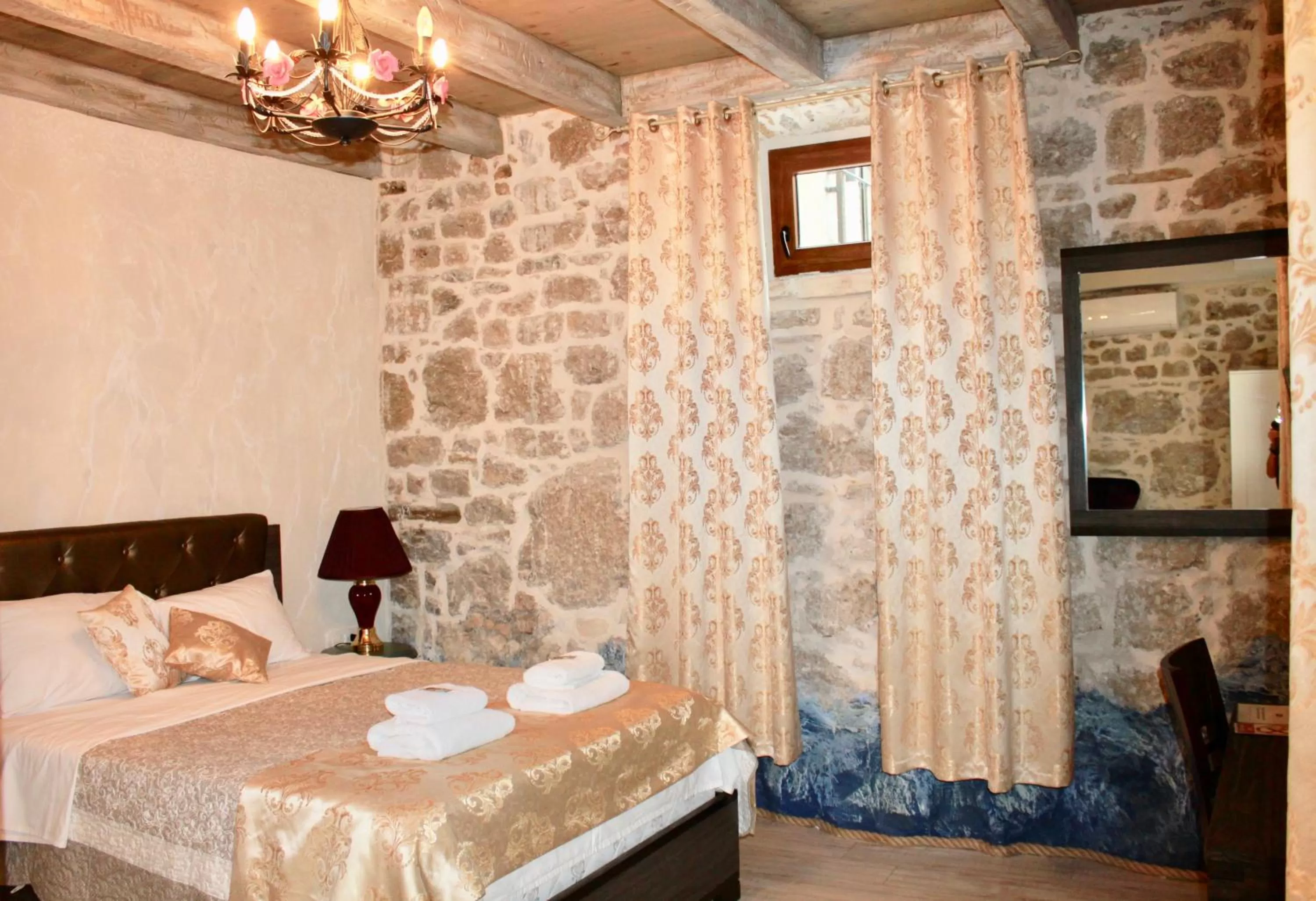 Bedroom, Bed in Heritage Palace Varos - MAG Quaint & Elegant Boutique Hotels