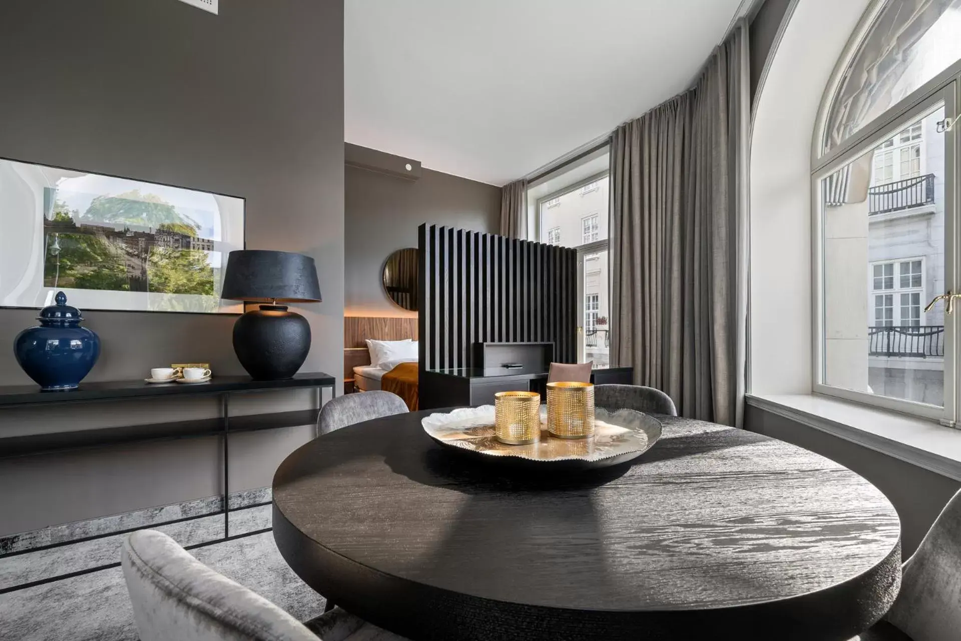 Junior Suite with Landmark View in Karl Johan Hotel Junior Suite with Landmark View in Karl Johan Hotel