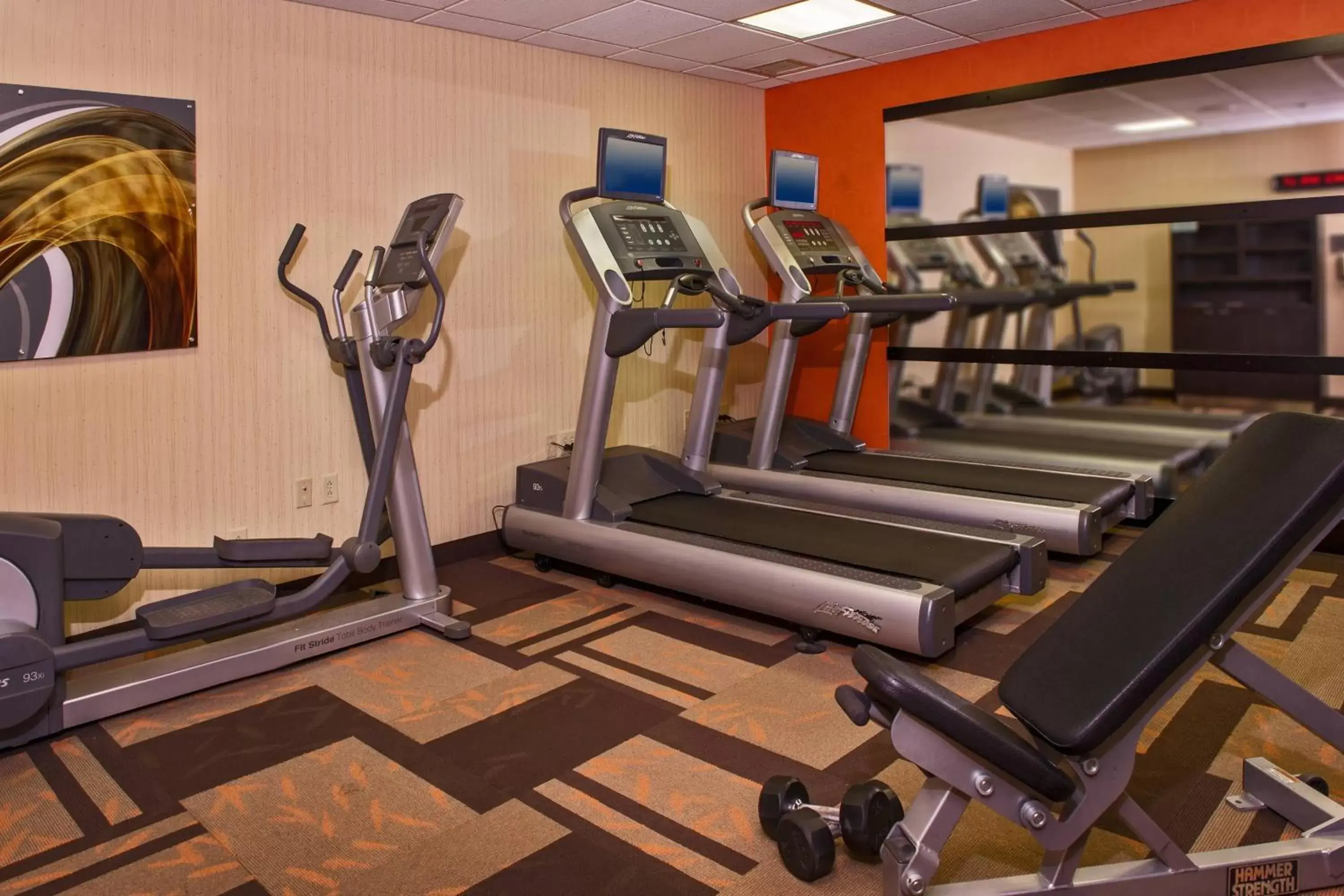 Fitness centre/facilities, Fitness Center/Facilities in Courtyard by Marriott Richmond West