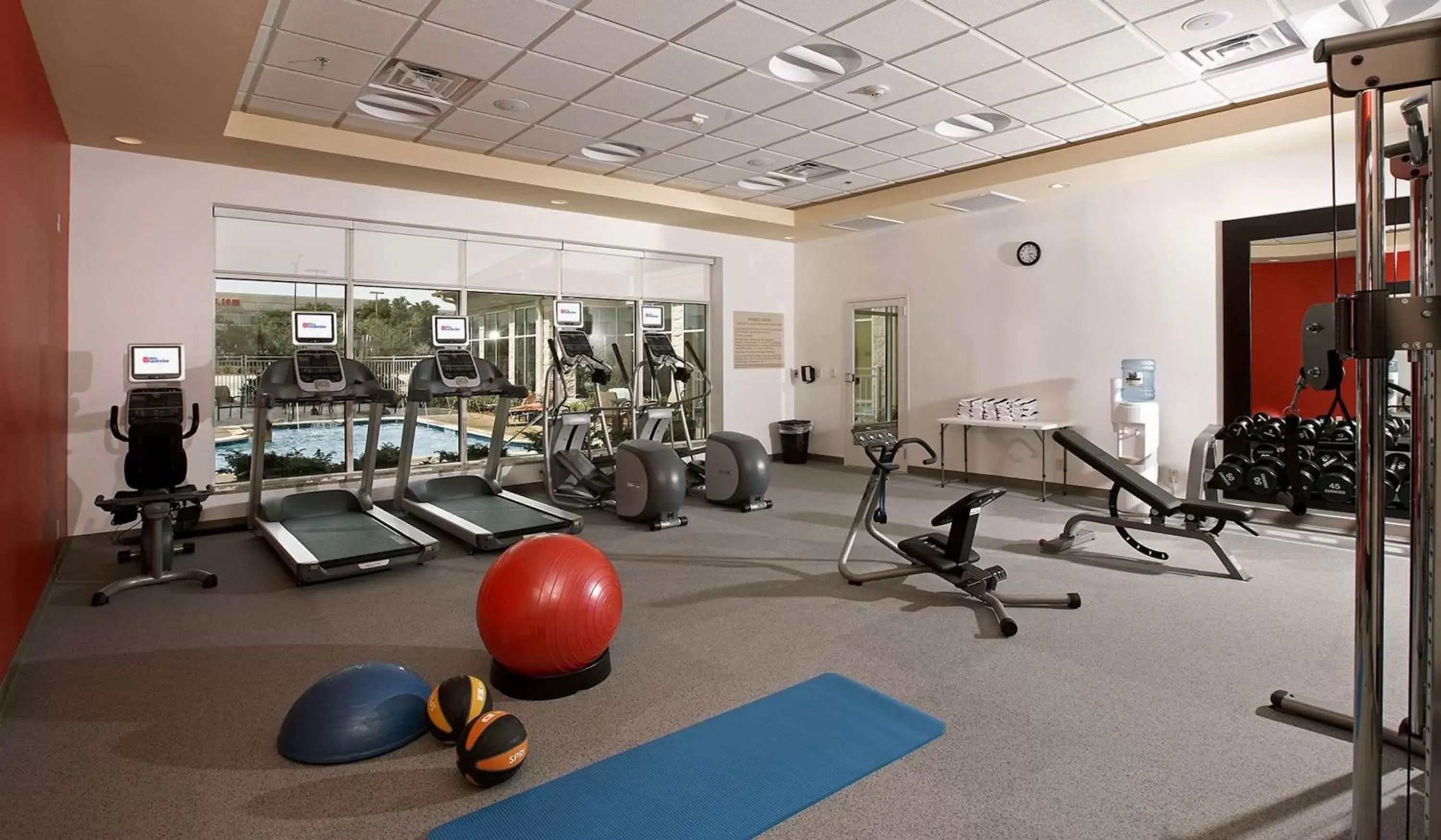 Fitness centre/facilities, Fitness Center/Facilities in Hilton Garden Inn Dallas Arlington