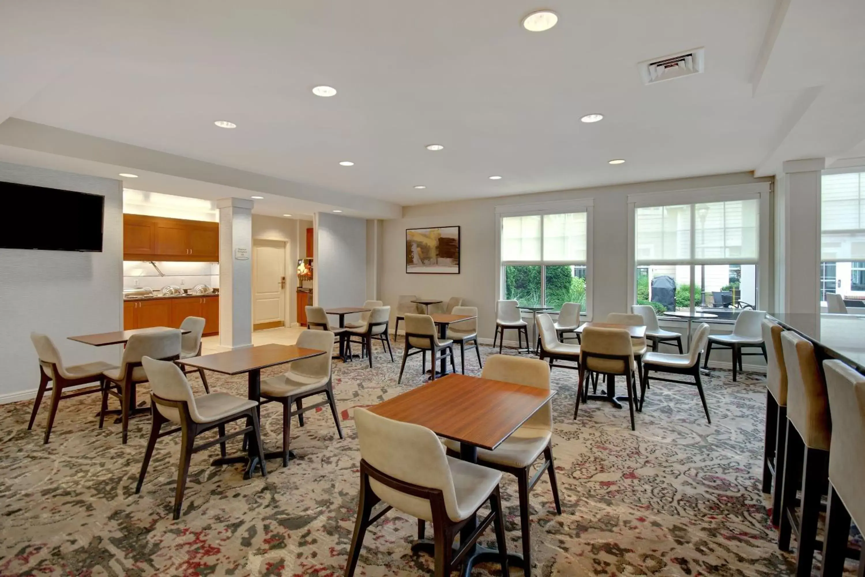 Breakfast, Restaurant/Places to Eat in Residence Inn by Marriott Morgantown Medical Center Area