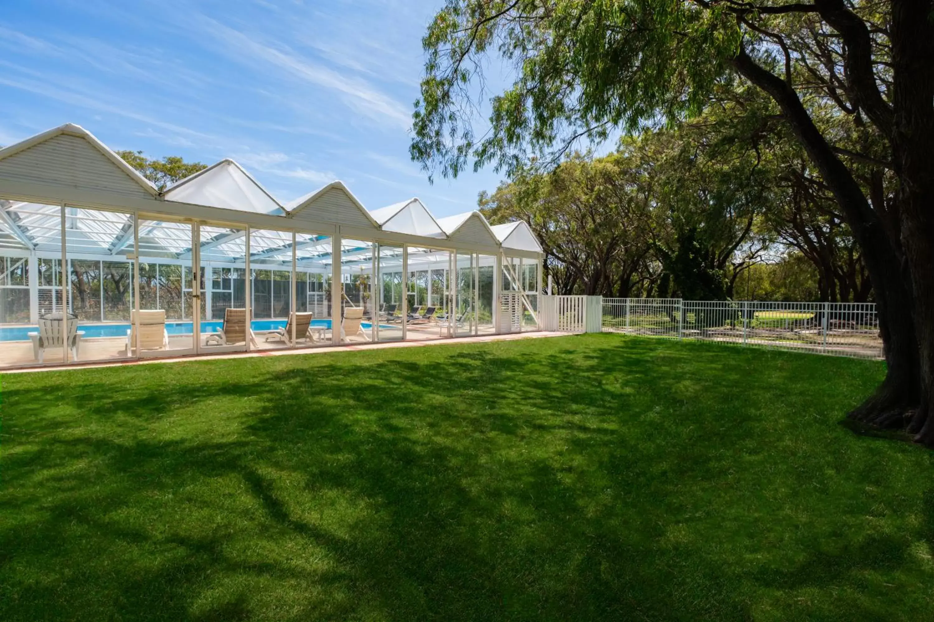 Summer, Property Building in Bayview Geographe Resort Busselton