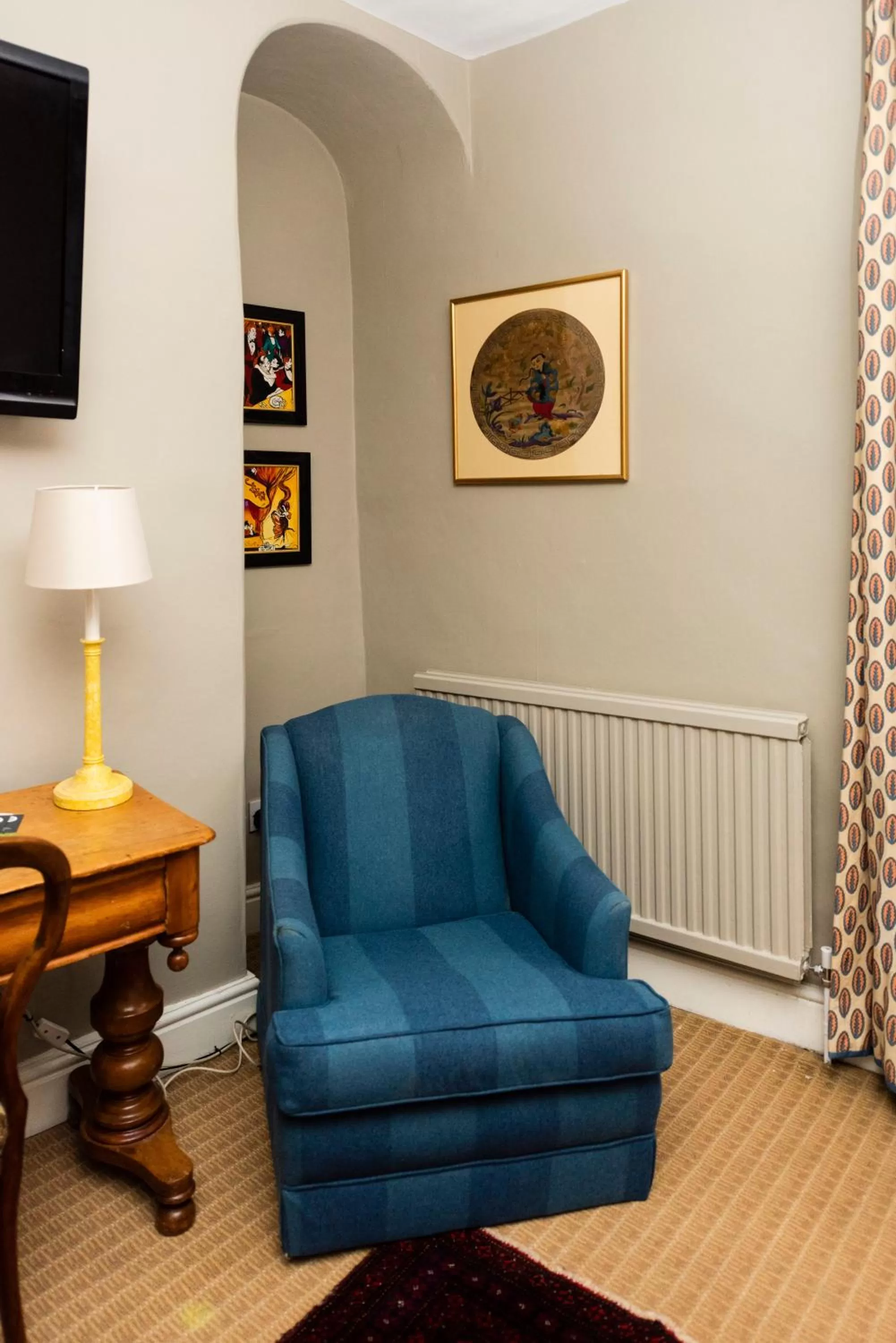 Seating Area in The Whipper-In Hotel