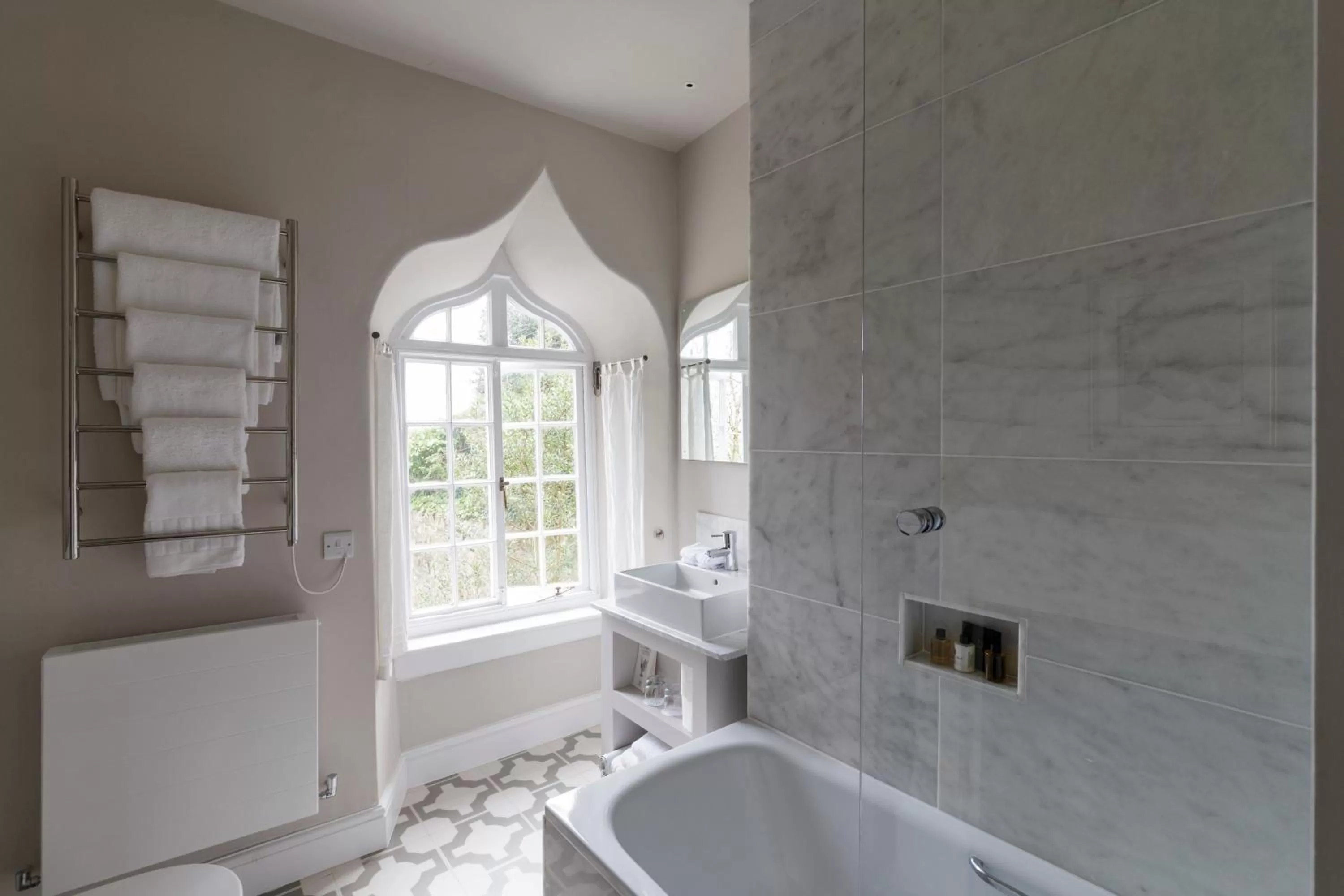 Bathroom in Penally Abbey Country House Hotel and Restaurant