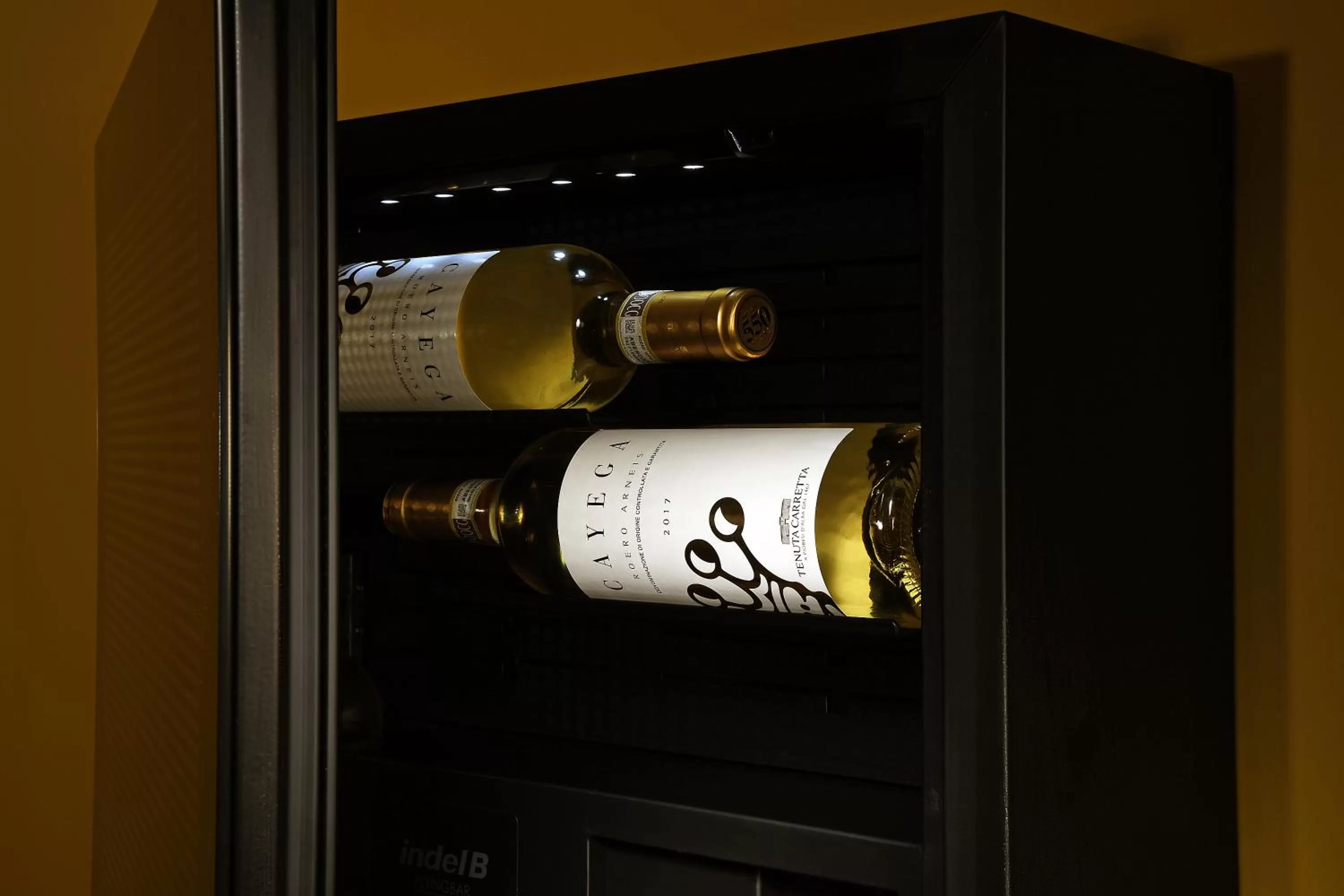 Alcoholic drinks in Panoramic Villa Garassino - country rooms and fine restaurant