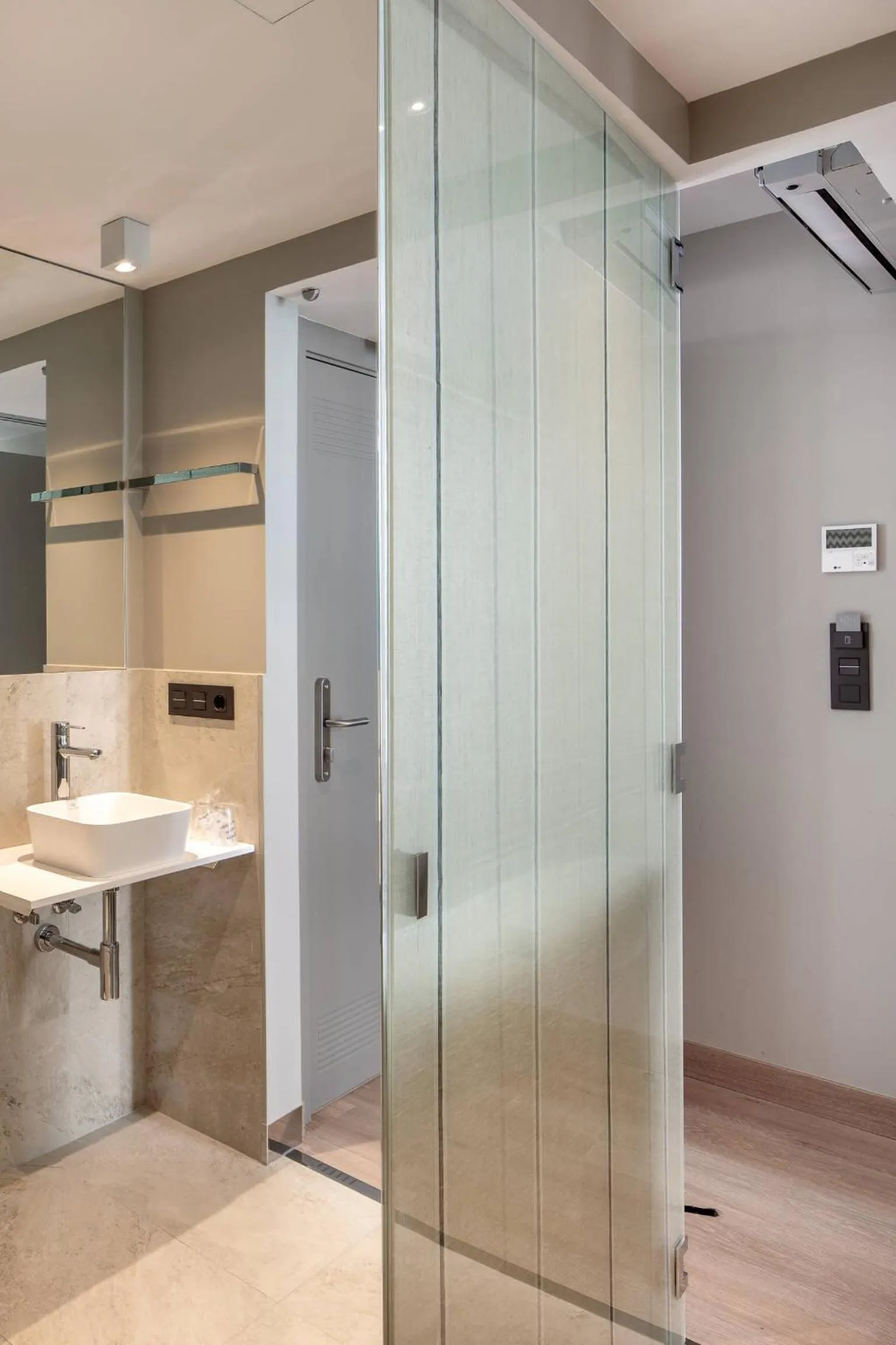 Bathroom in Hotel Atalaia