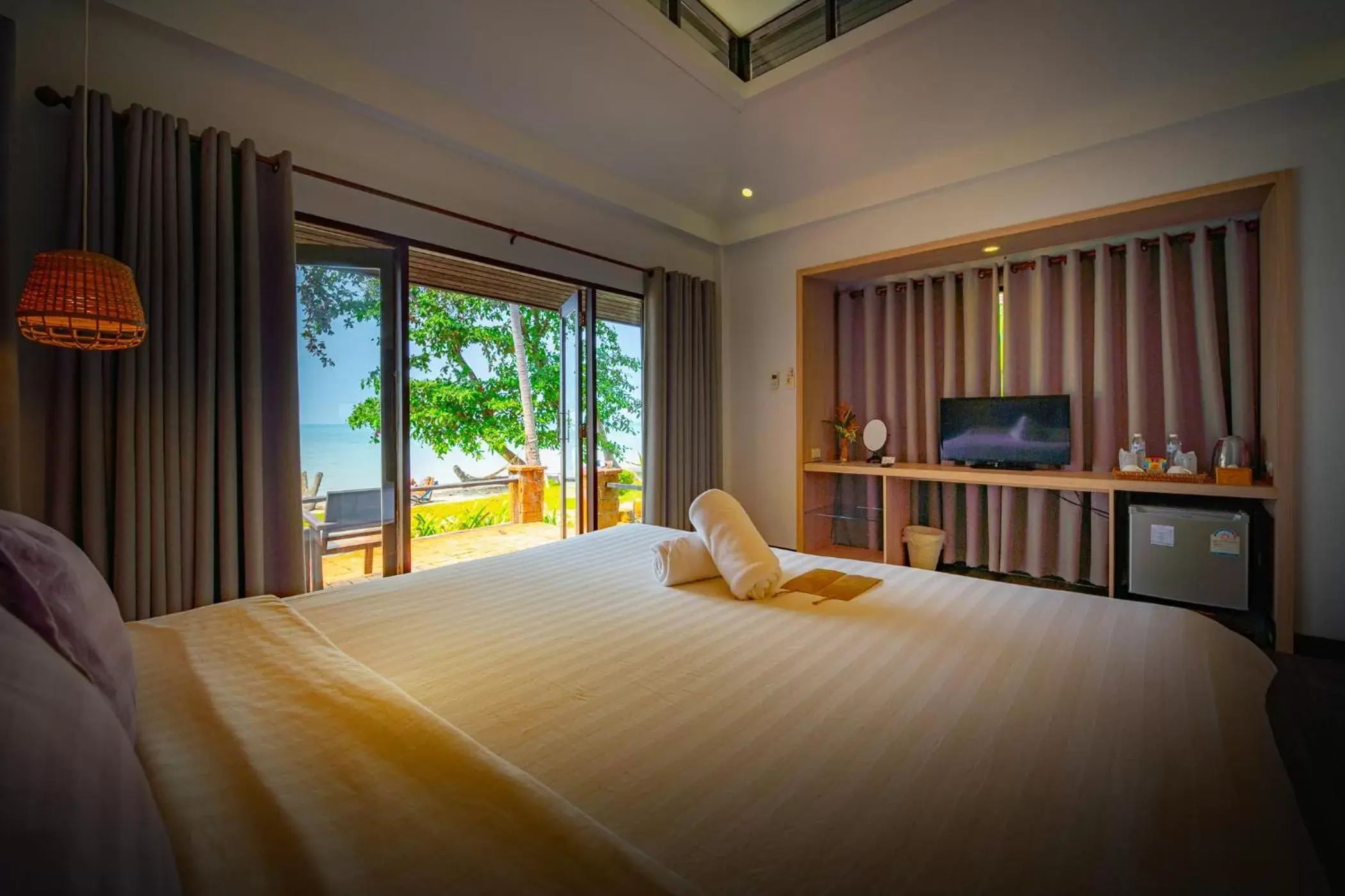 Bed in Siam Bay Resort