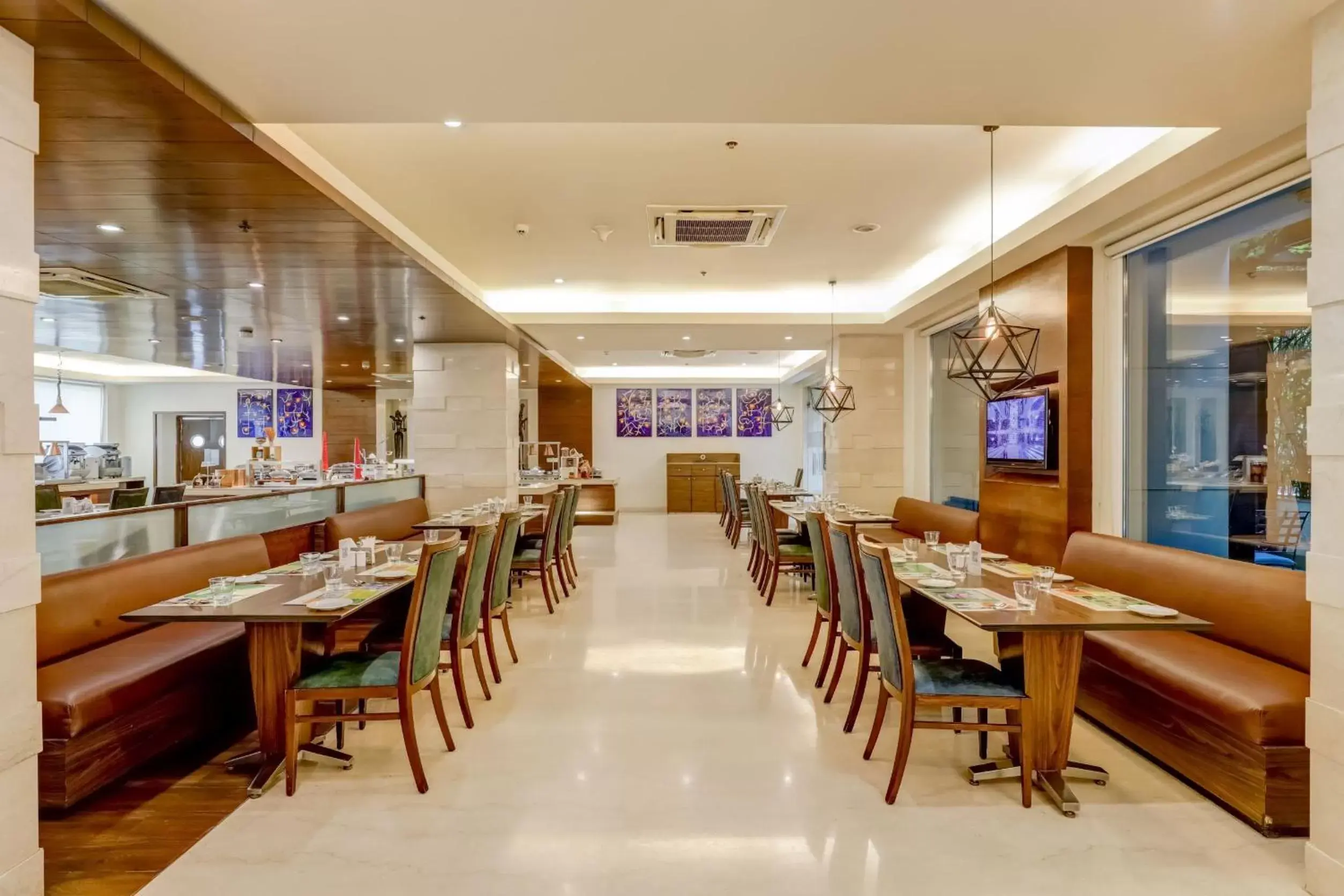 Restaurant/Places to Eat in Lemon Tree Premier, Delhi Airport