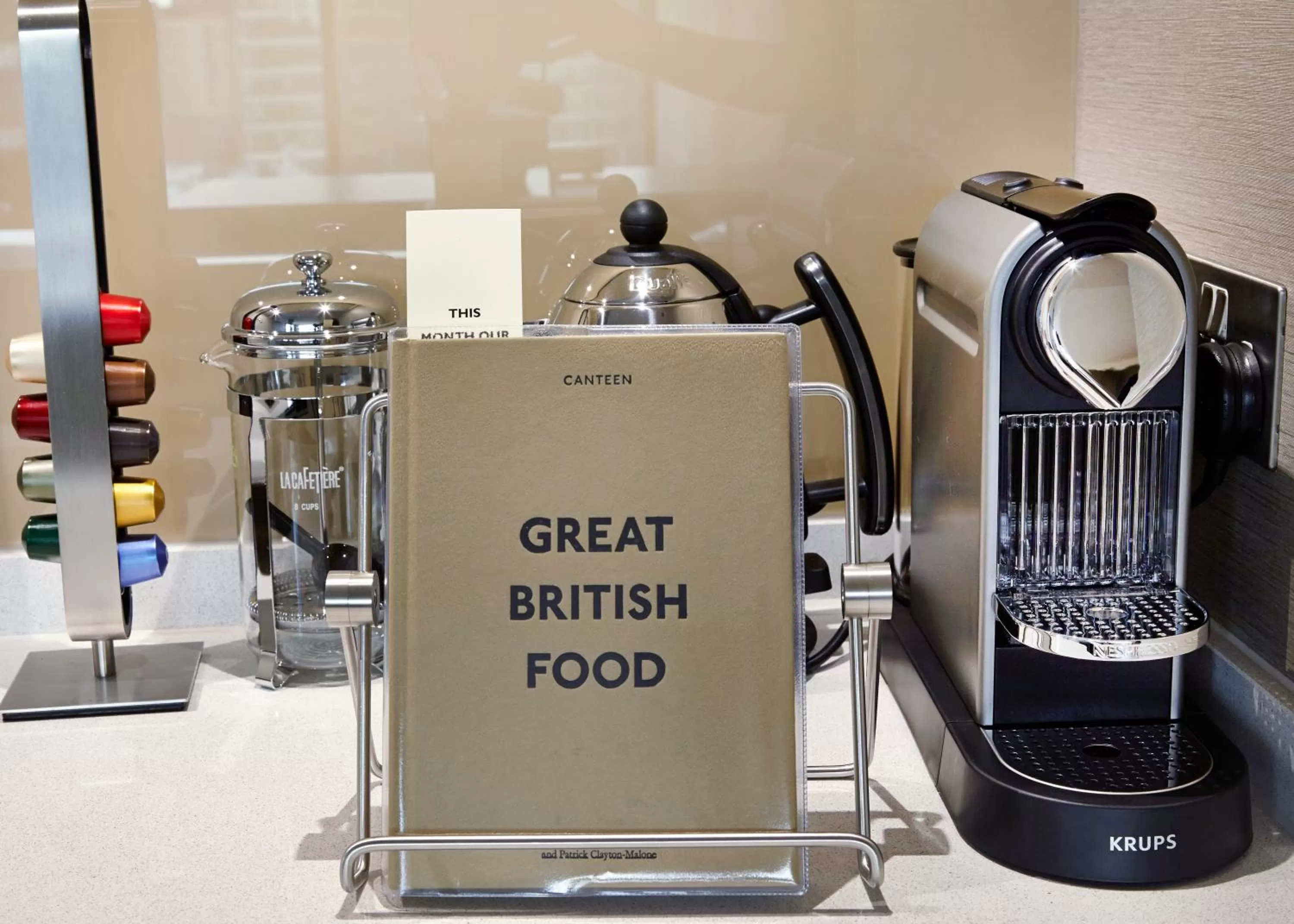 Kitchen or kitchenette in Cheval Three Quays at The Tower of London