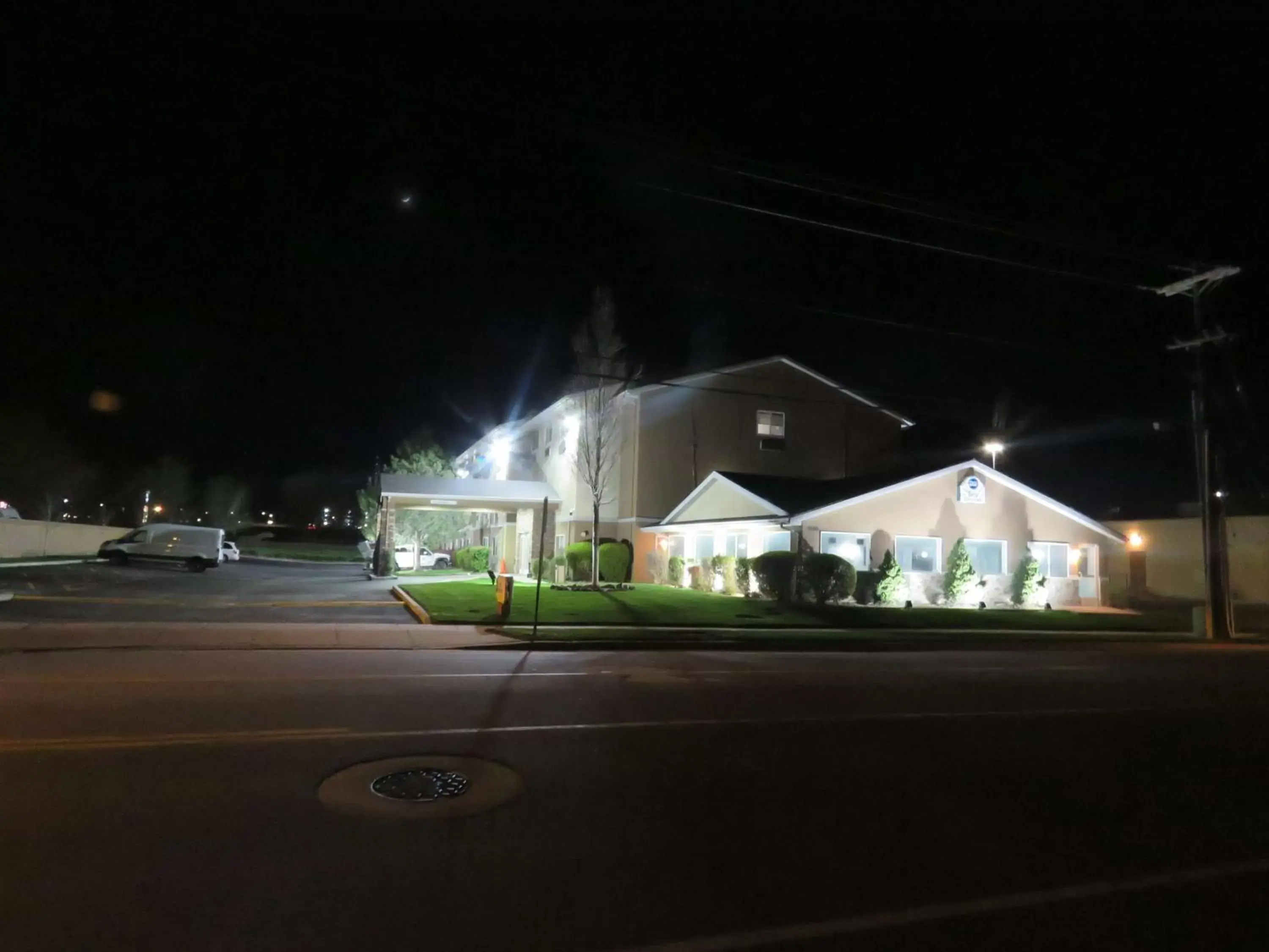 Facade/entrance, Property Building in Best Western West Valley Inn