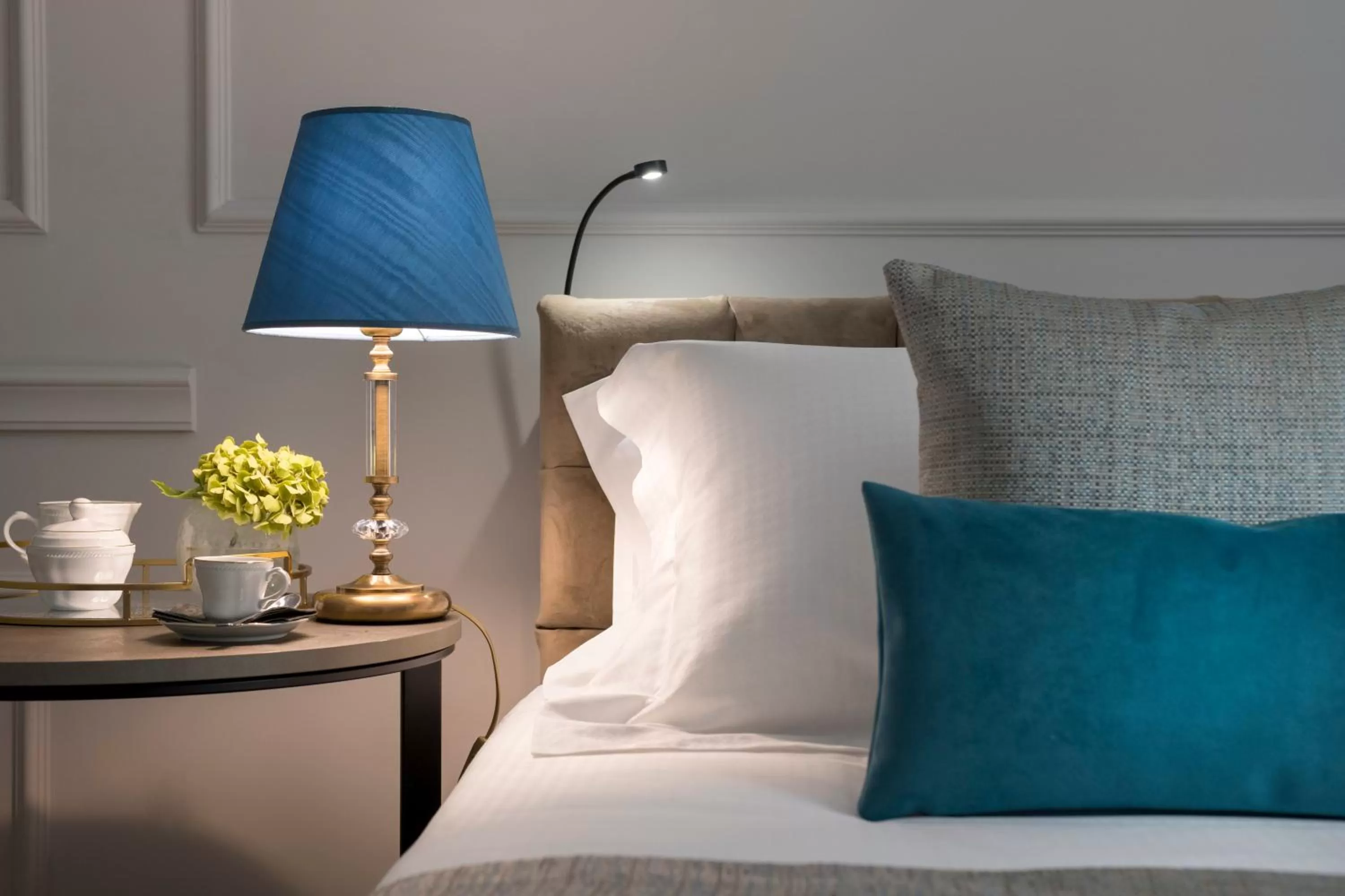 Bed in Hotel La Ville Rome